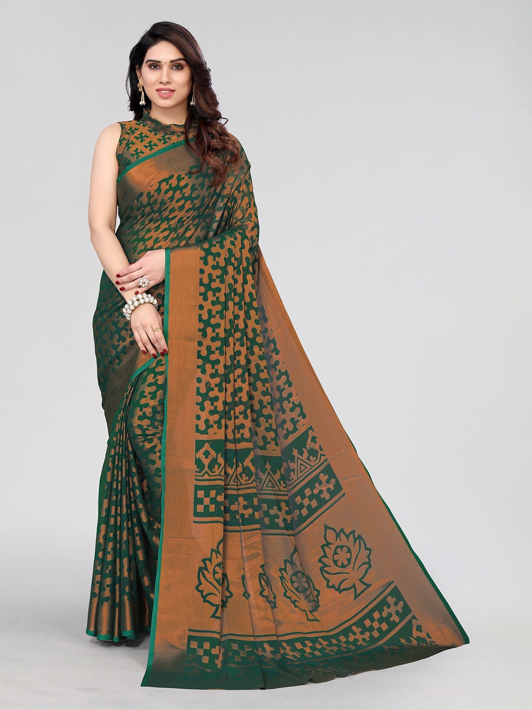 

Winza Designer Floral Woven Design Venkatgiri Saree, Green
