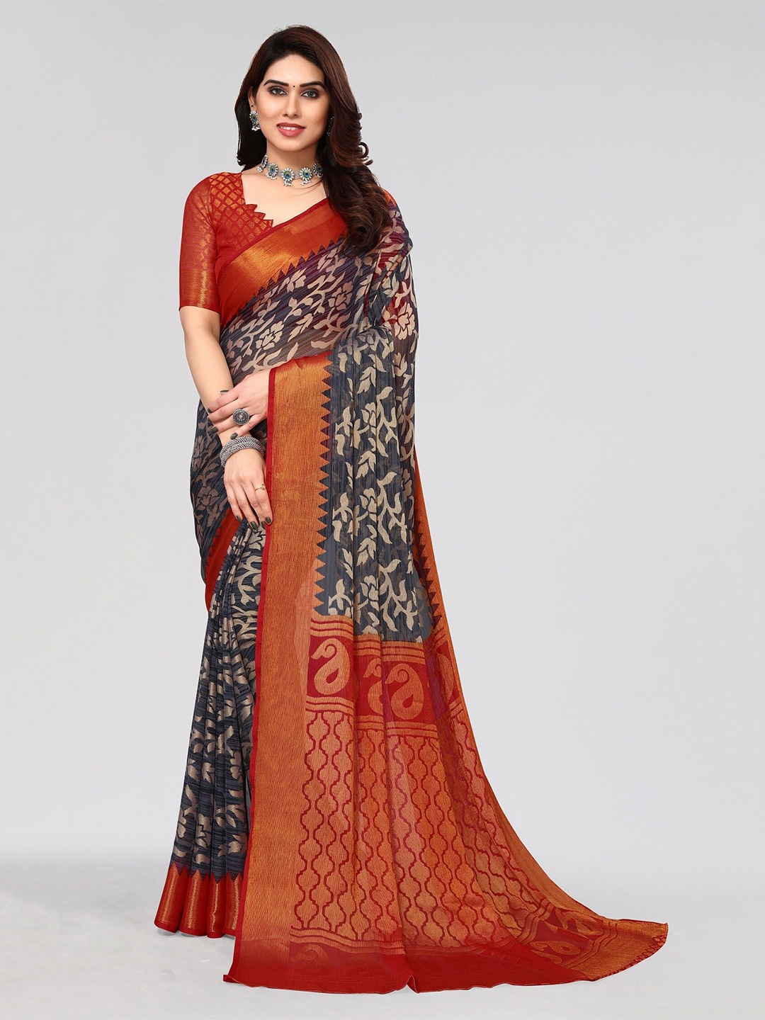 

Winza Designer Poly Chiffon Venkatgiri Saree With Blouse Piece, Grey
