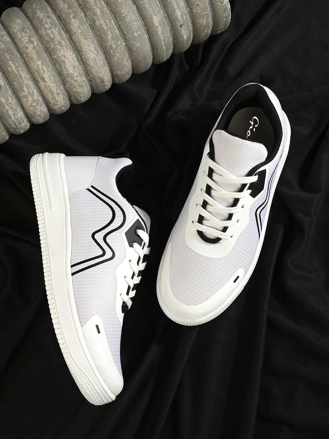 

Giorgio Men Woven Design Lightweight Sneakers, White