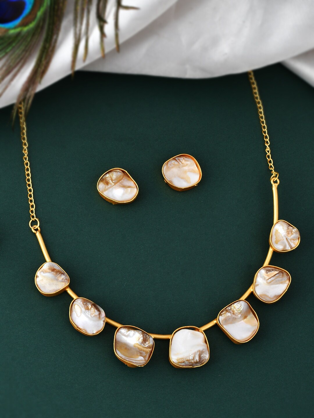 

Silvermerc Designs Gold-Plated Mother Pearl Studded Jewellery Set