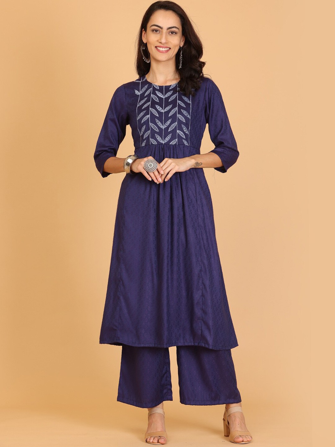 

KAANCHIE NANGGIA Yoke Printed A-line Kurta With Palazzos, Navy blue