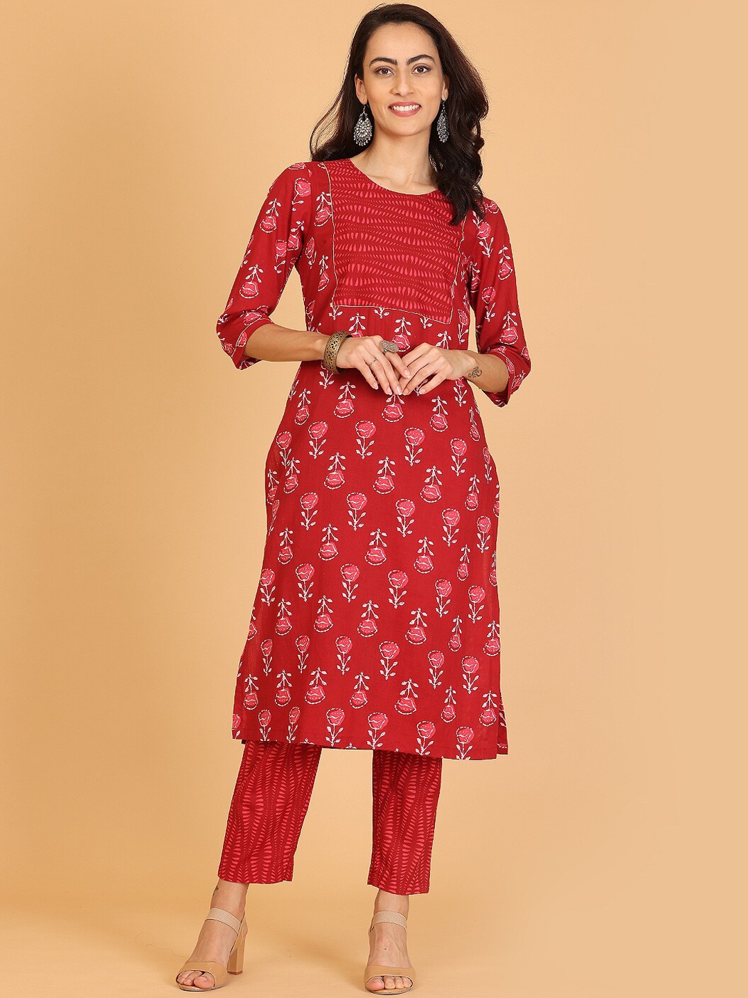 

KAANCHIE NANGGIA Floral Print Regular Pure Cotton Kurta With Trousers, Maroon