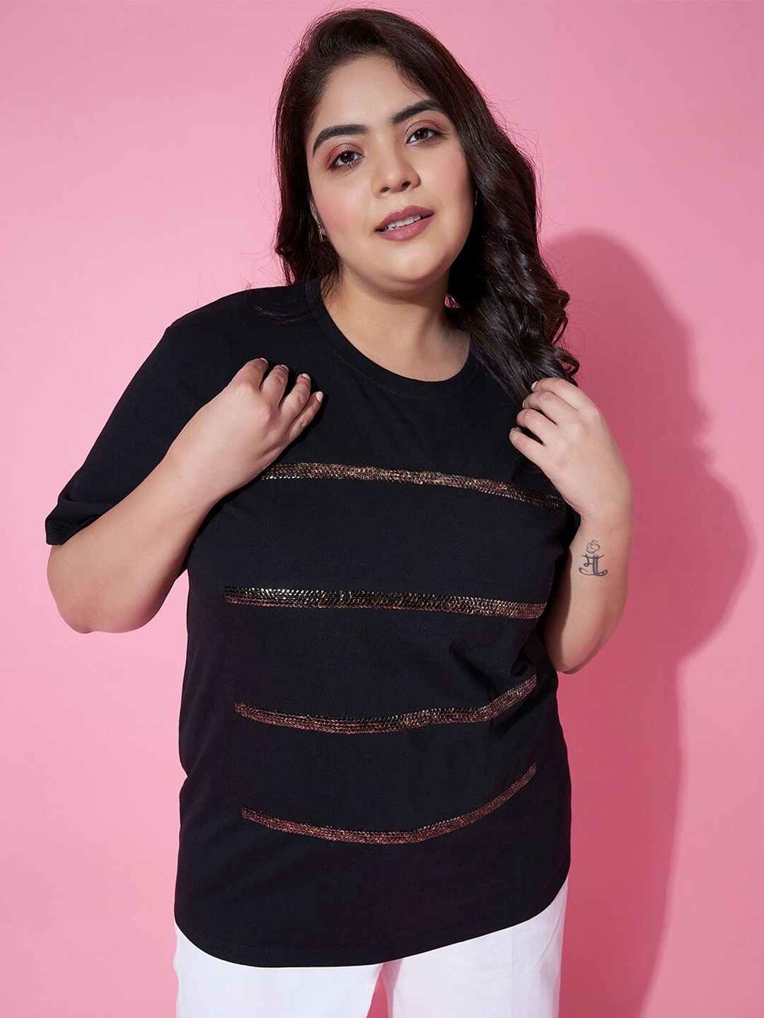 

AUSTIVO Embellished Round Neck Short Sleeve T-Shirt, Black