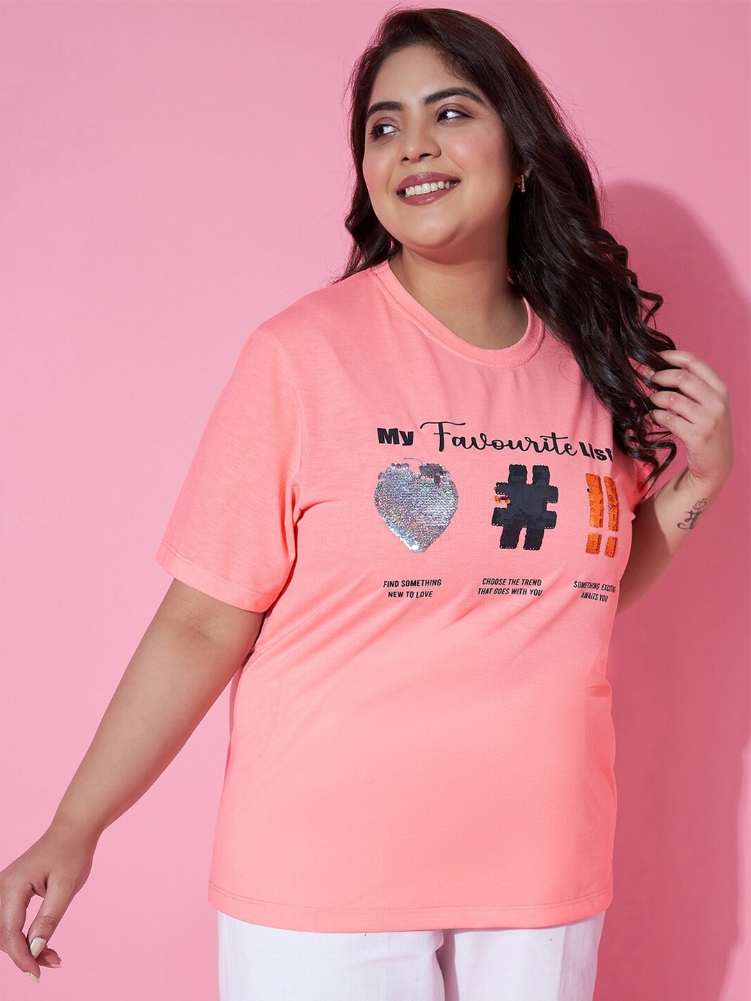 

AUSTIVO Plus Size Typography Printed Embellished Top, Pink