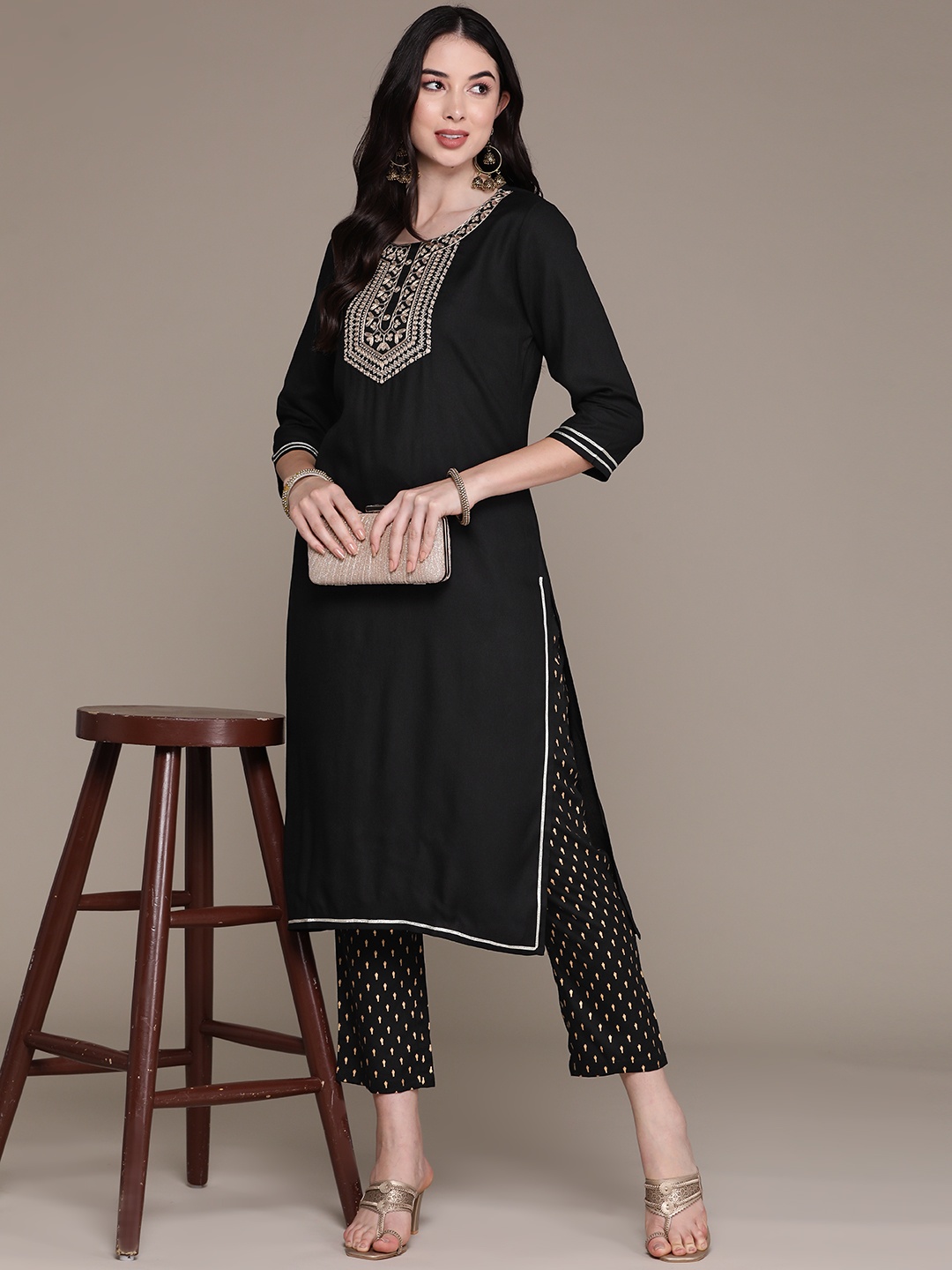 

Ishin Ethnic Motifs Zari Kurta With Trousers, Black