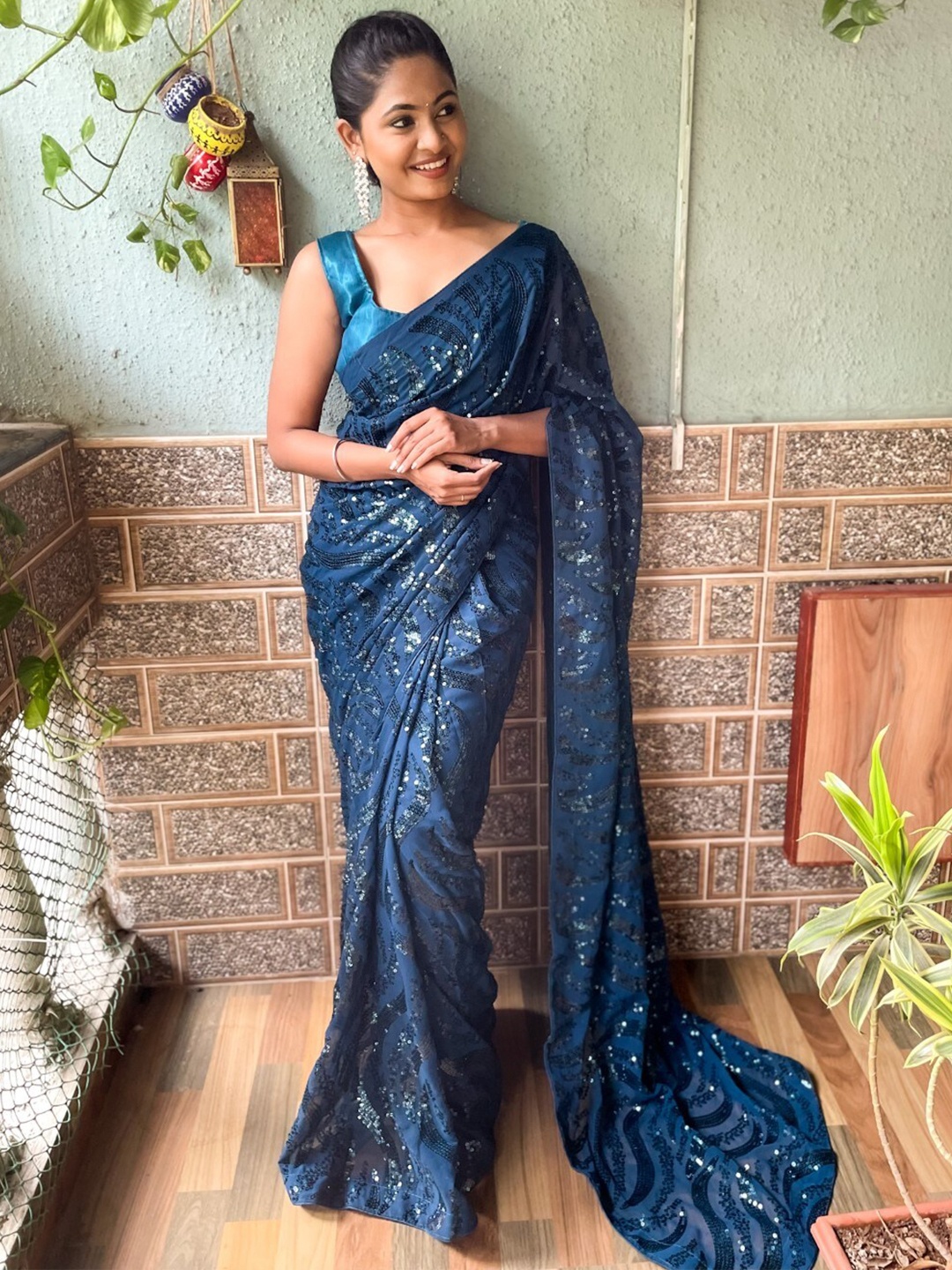 

Mitera Embellished Sequinned Saree, Teal