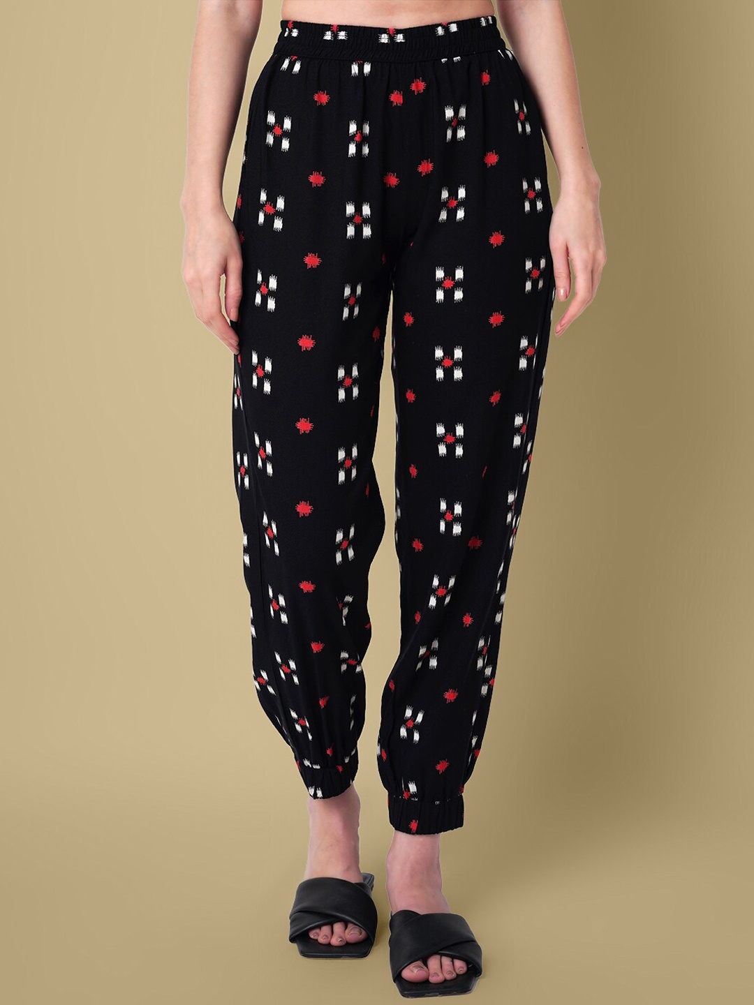 

DAEVISH Women Geometric Printed Smart Oversized Easy Wash Joggers, Black