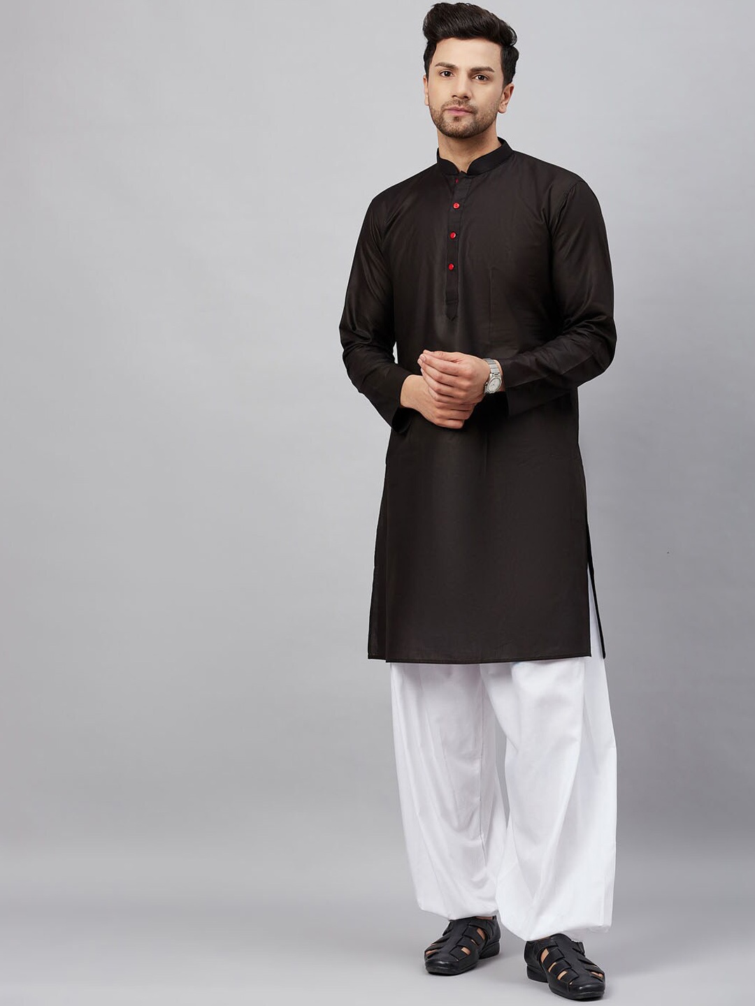 

VASTRAMAY Mandarin Collar Straight Kurta with Patiala, Black