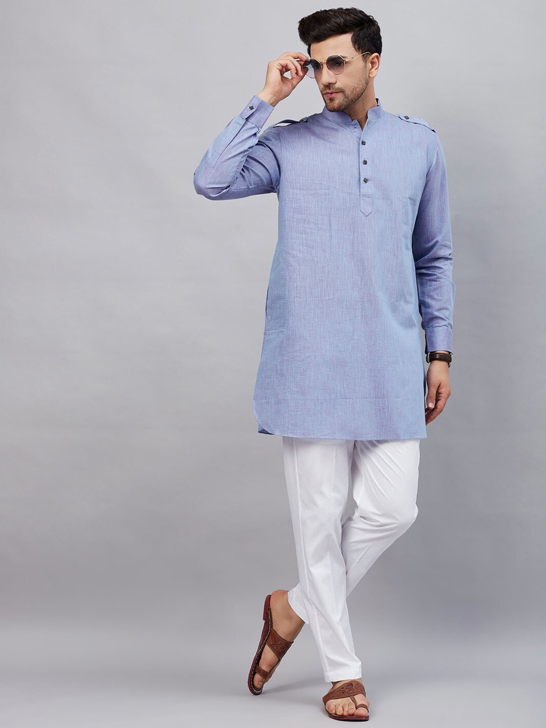 

VASTRAMAY Mandarin Collar Pathani Kurta with Trousers, Blue