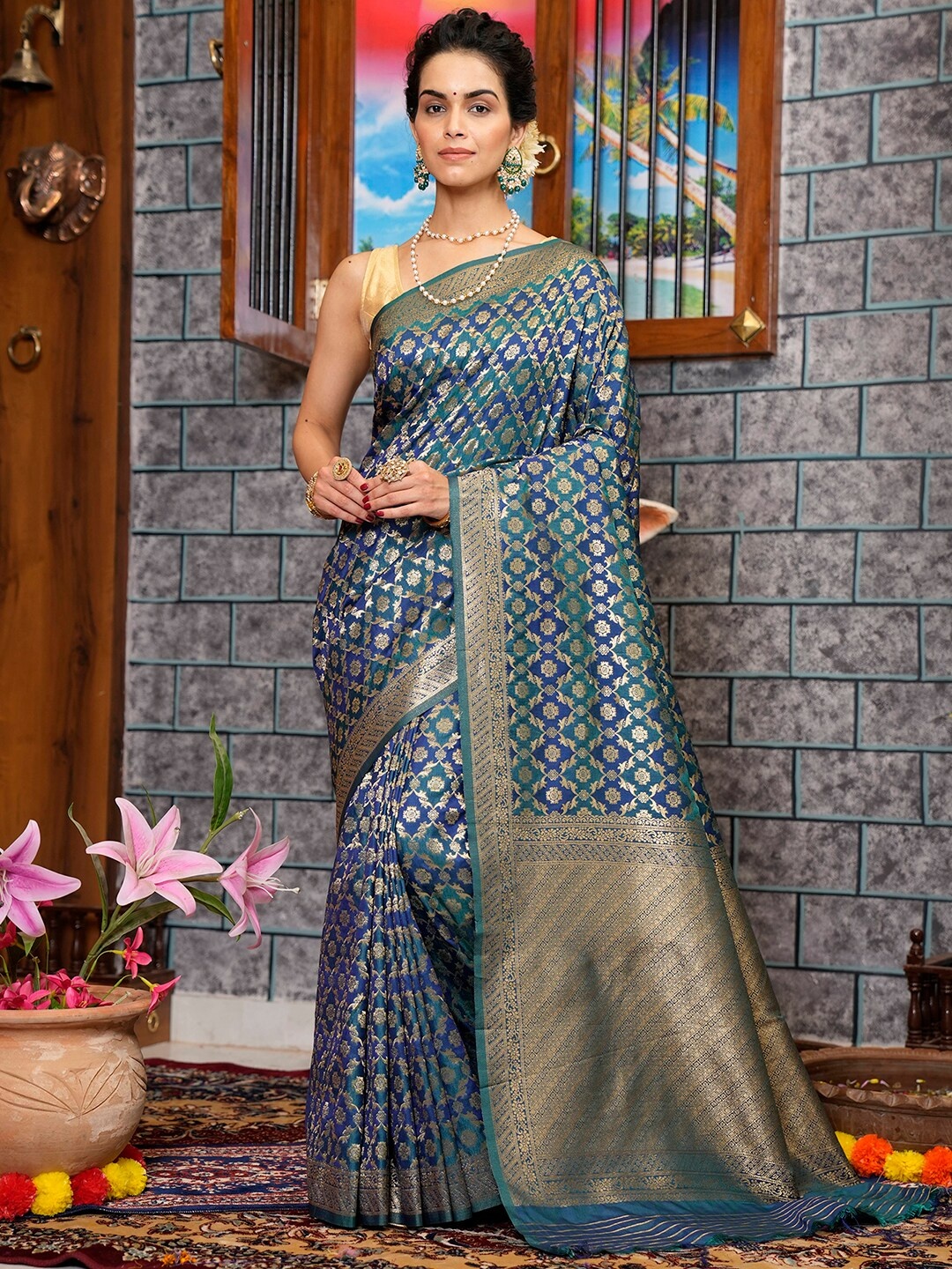 

Satrani Navy Blue & Gold-Toned Floral Woven Design Zari Banarasi Saree