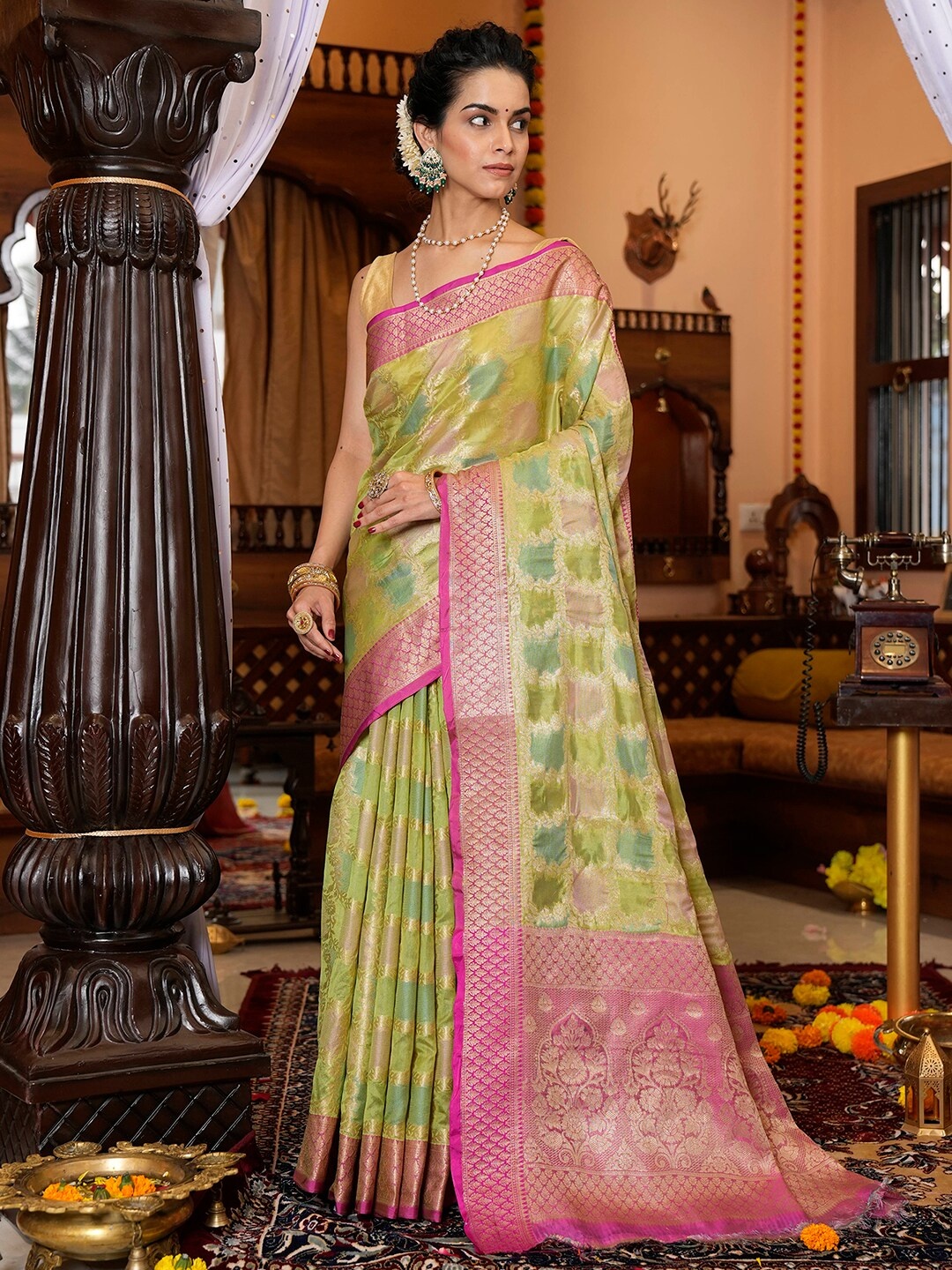 

Satrani Green &Pink Ethnic Motifs Woven Design Zari Banarasi Saree