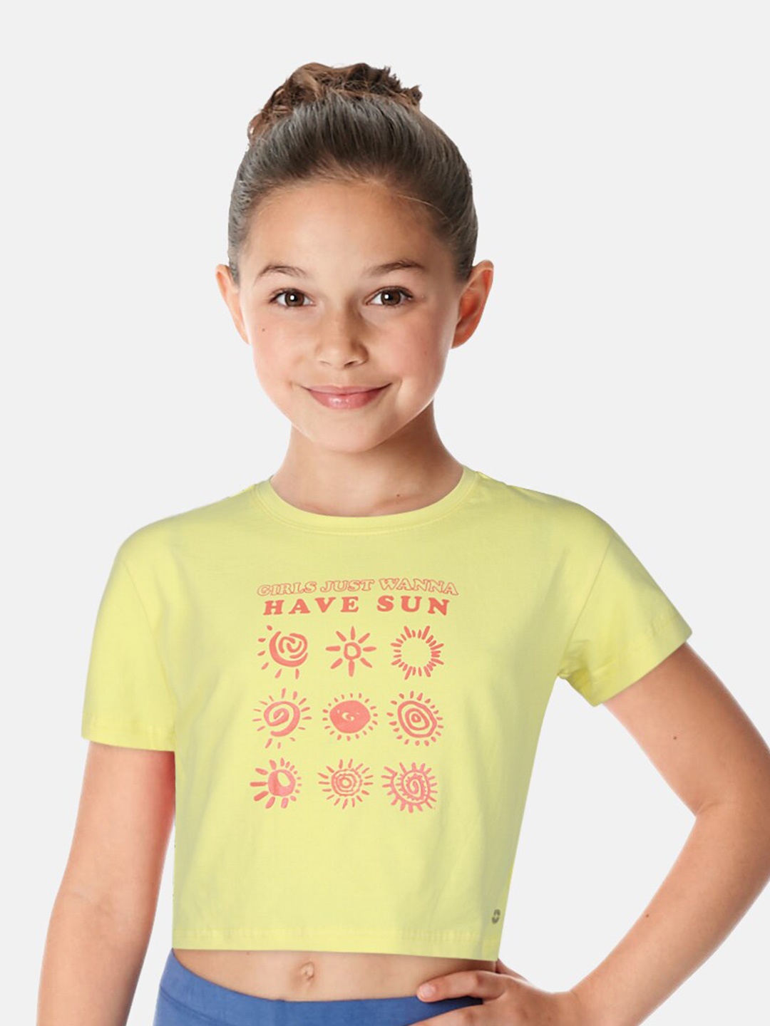 

Gini and Jony Girls Conversational Printed Cotton Crop T-Shirt, Yellow