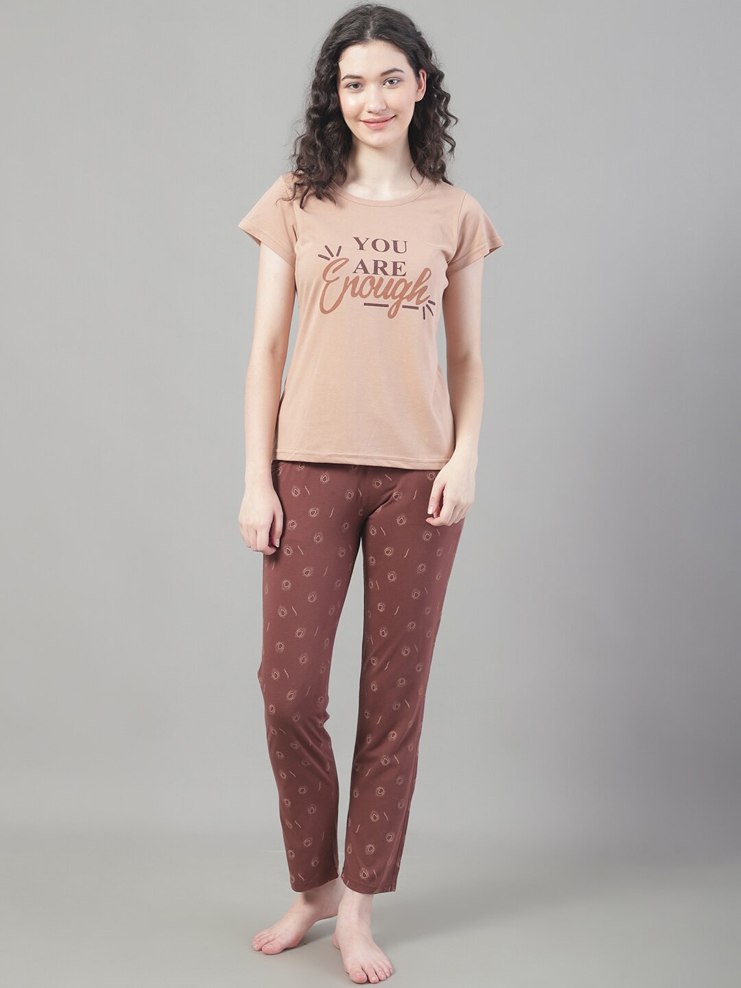 

VANYA Typography Printed Night Suit, Beige
