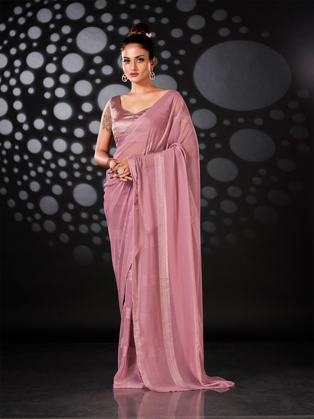 

Tikhi Imli Ethnic Motifs Woven Design Ready to Wear Saree, Pink