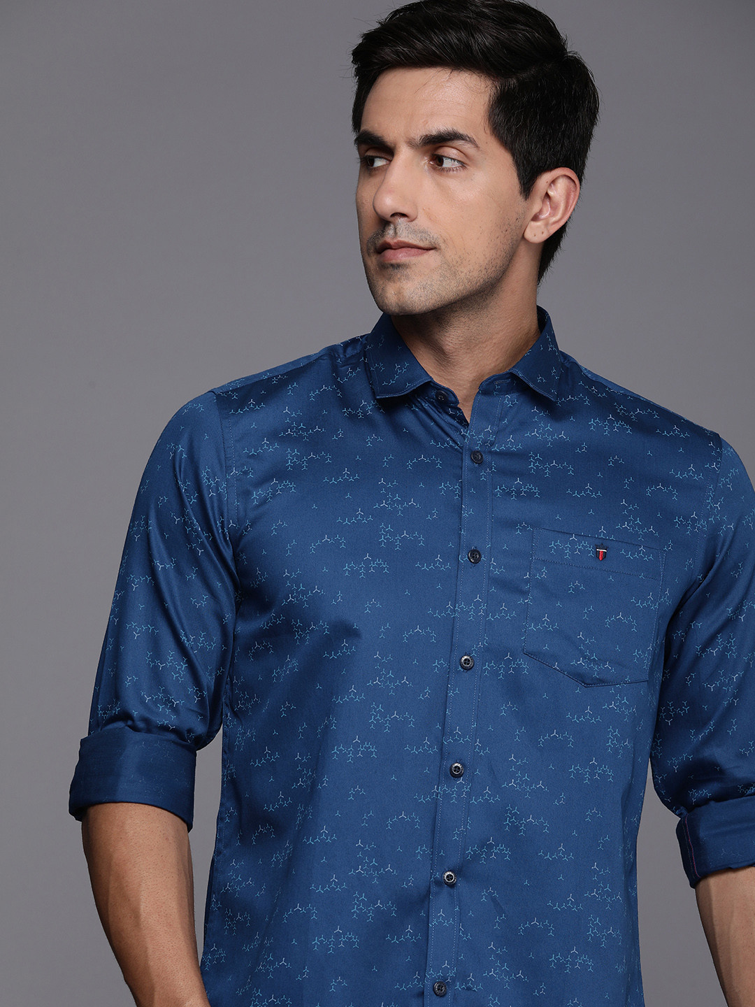

Louis Philippe Jeans Slim Fit Opaque Printed Casual Shirt, Navy blue