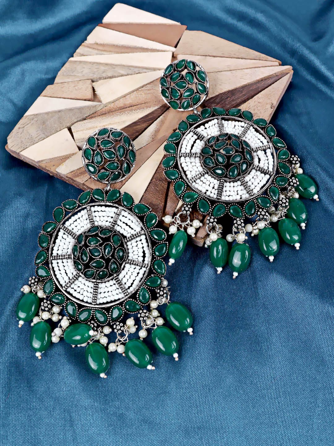 

VAGHBHATT Ethnic Classic Drop Earrings, Green