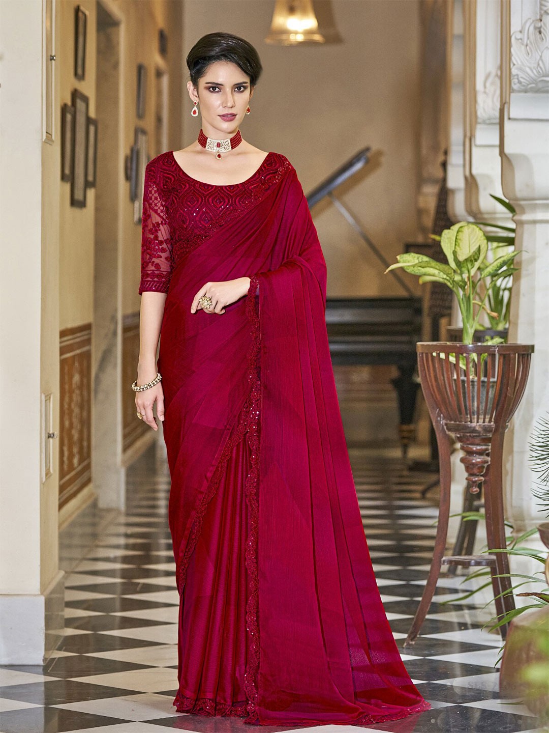 

ODETTE Embroidered Bordered Saree, Red