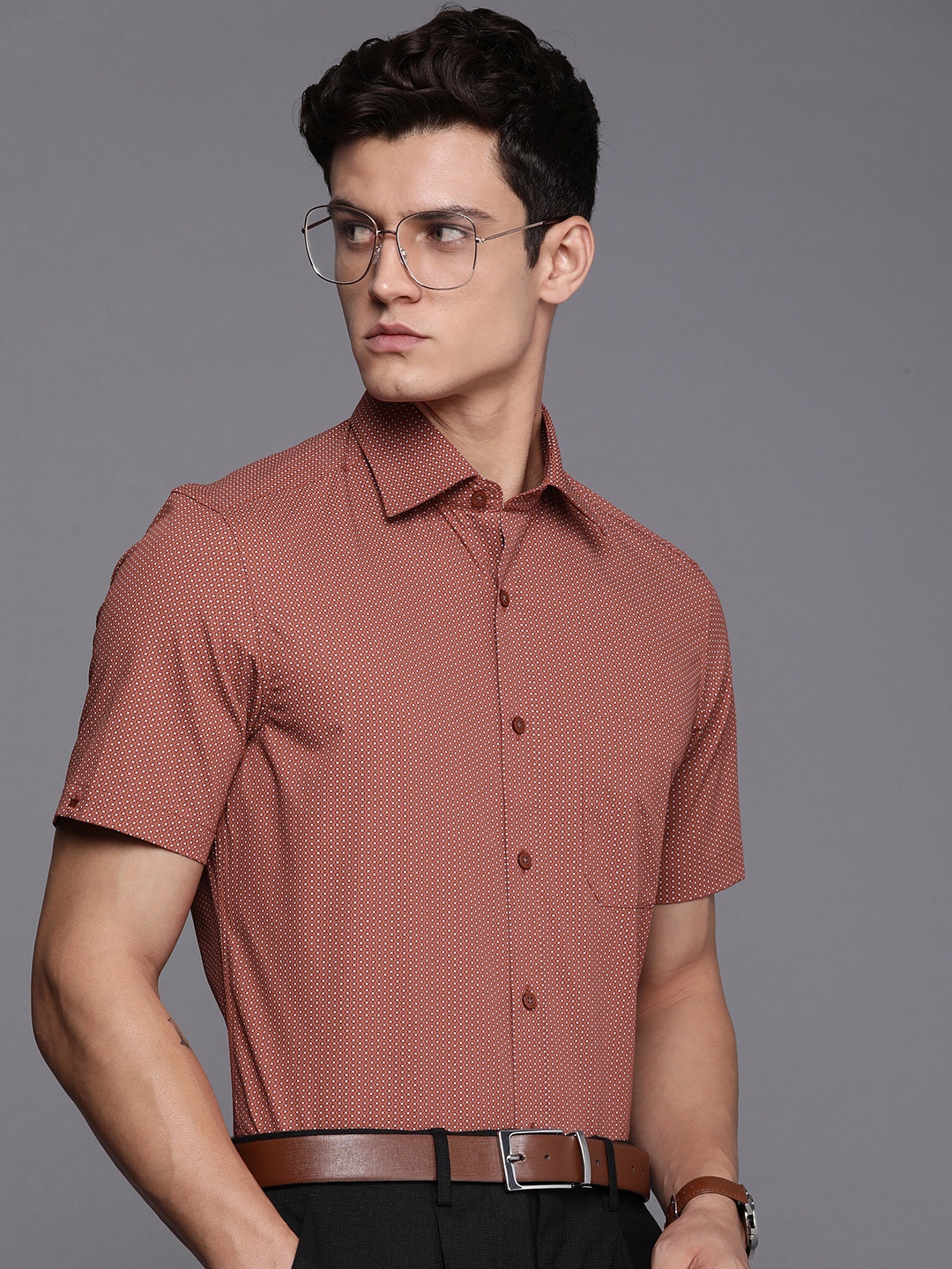 

Louis Philippe Men Printed Formal Shirt, Rust