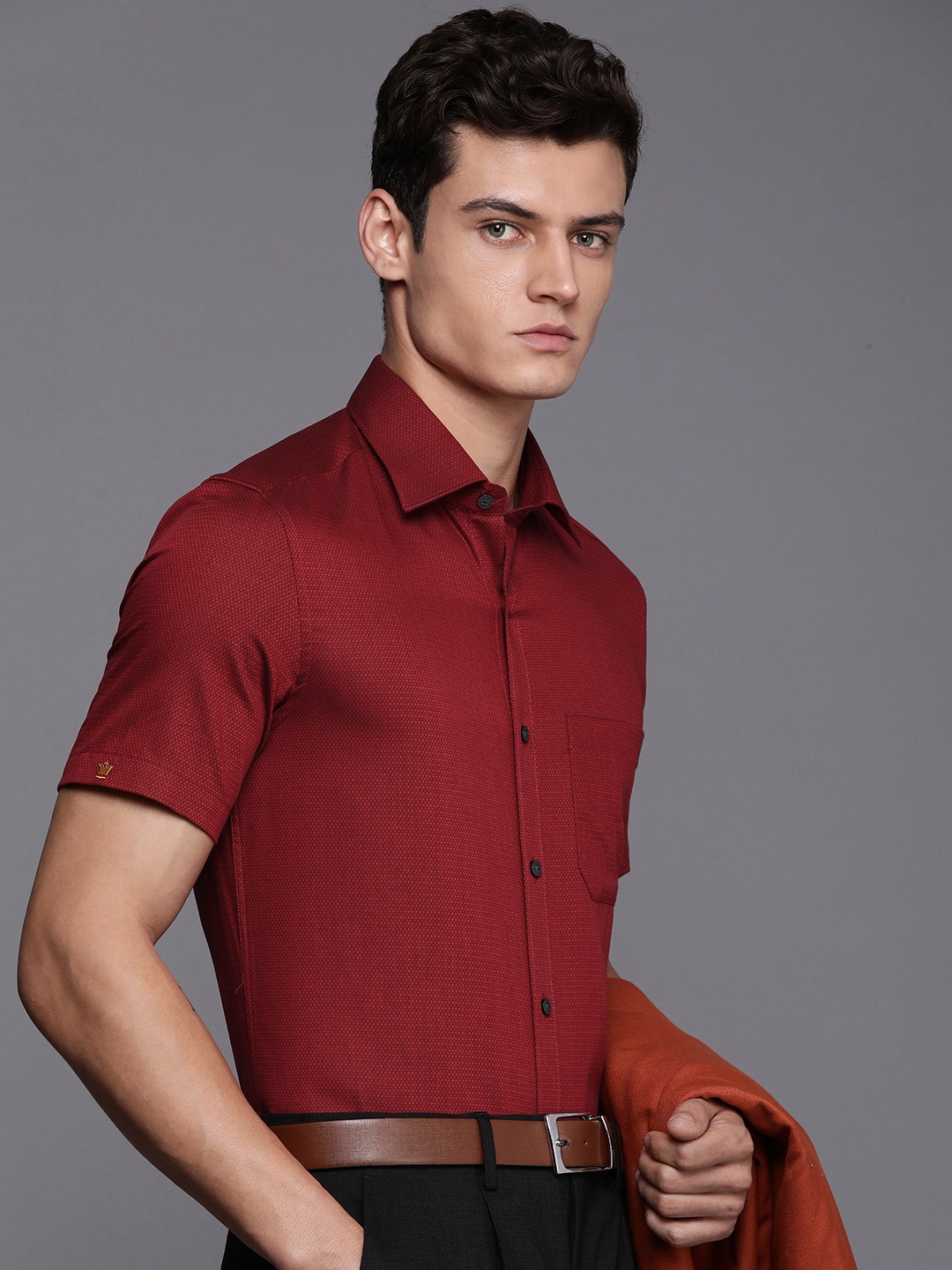 

Louis Philippe Men Textured Formal Shirt, Maroon