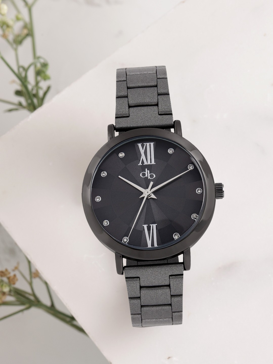 

DressBerry Women Black & Grey Analogue Watch