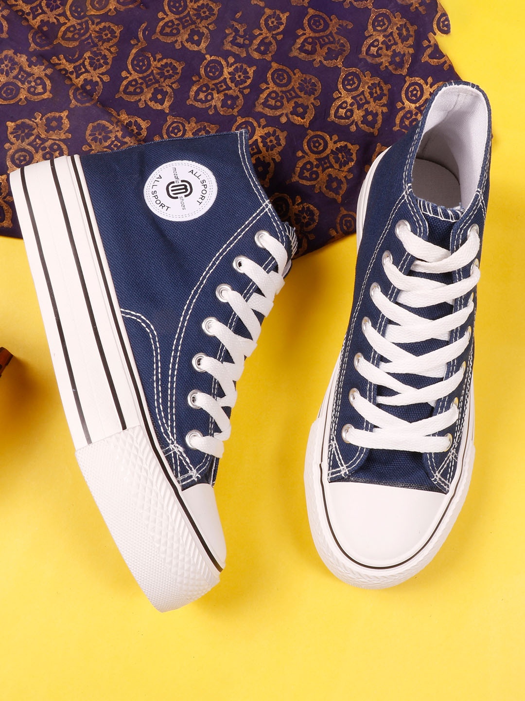 

MOZAFIA Women Water Resistant Comfort Insole Mid -Top Canvas Contrast Sole Sneakers, Navy blue