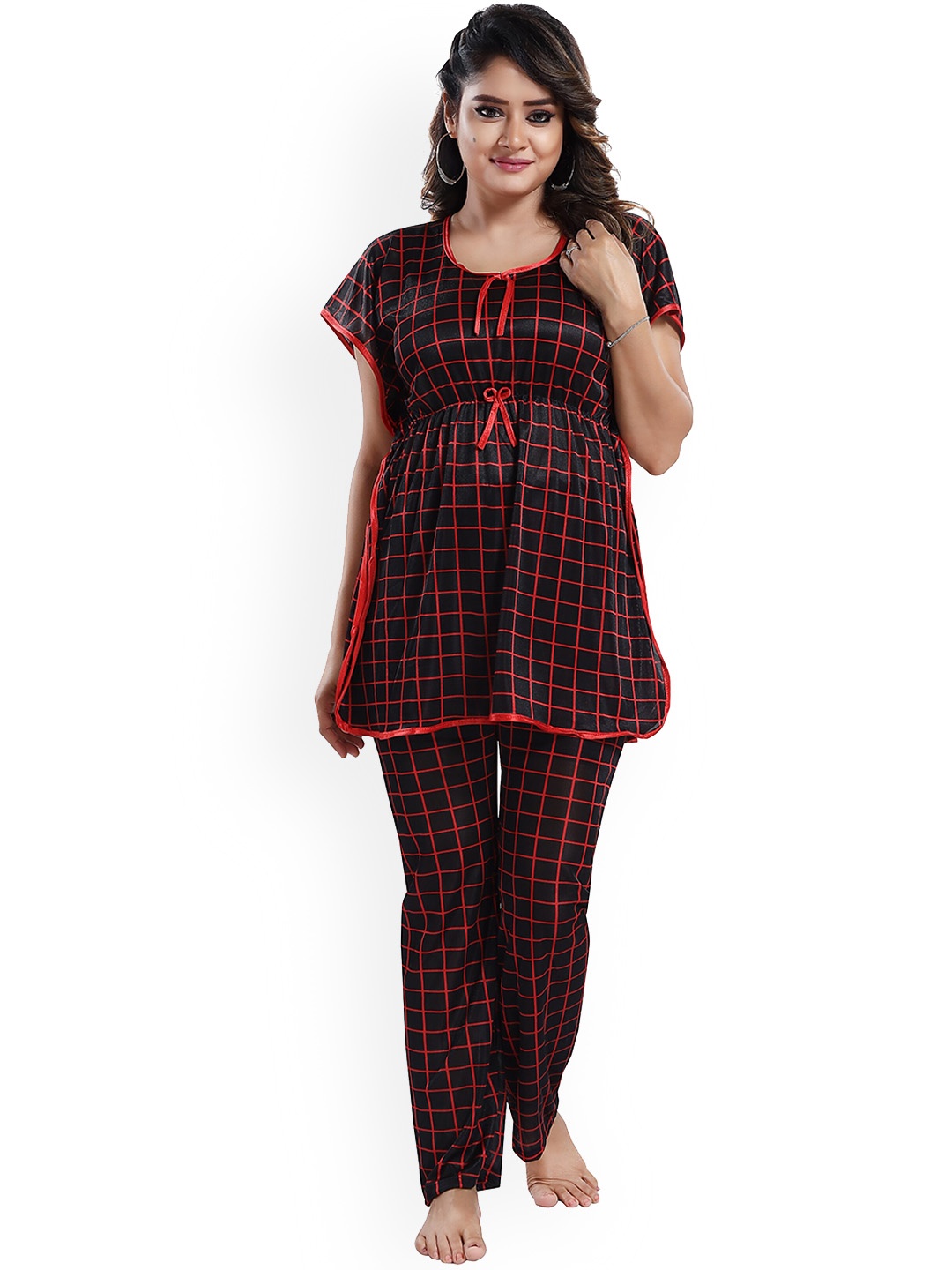 

SHOPPING STATION Checked Satin Night Suit, Black