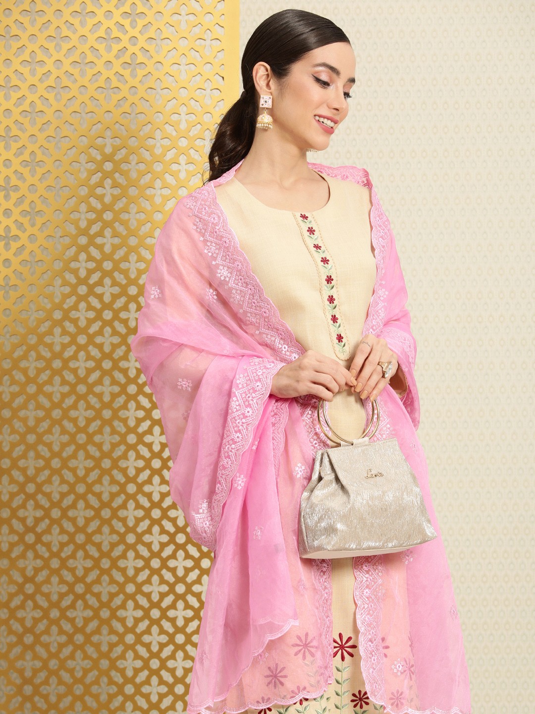 

House of Pataudi Embroidered Mirror Work Jashn Dupatta, Pink