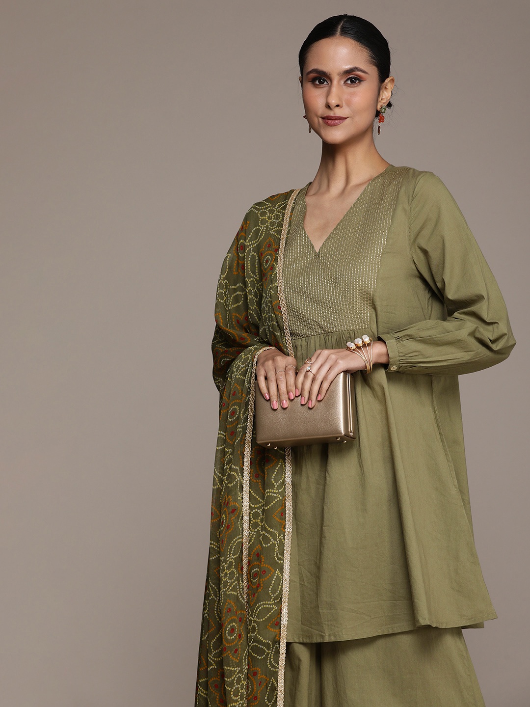 

House of Pataudi Women Yoke Design Pure Cotton Jashn Kurta With Palazzos & Dupatta, Olive