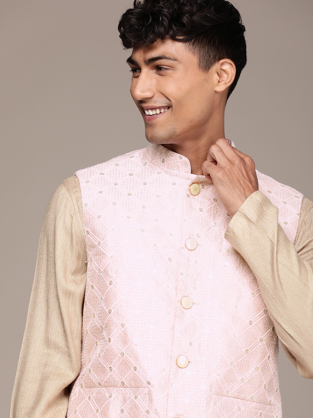 

House of Pataudi Jashn Sequined Nehru Jacket, Pink