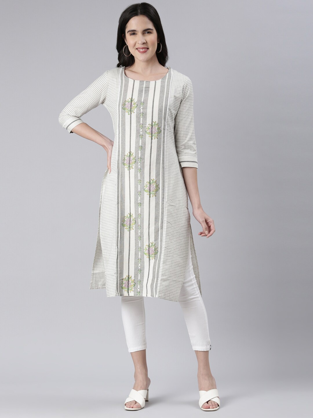 

Neerus Geometric Printed Cotton Straight Kurta, Off white
