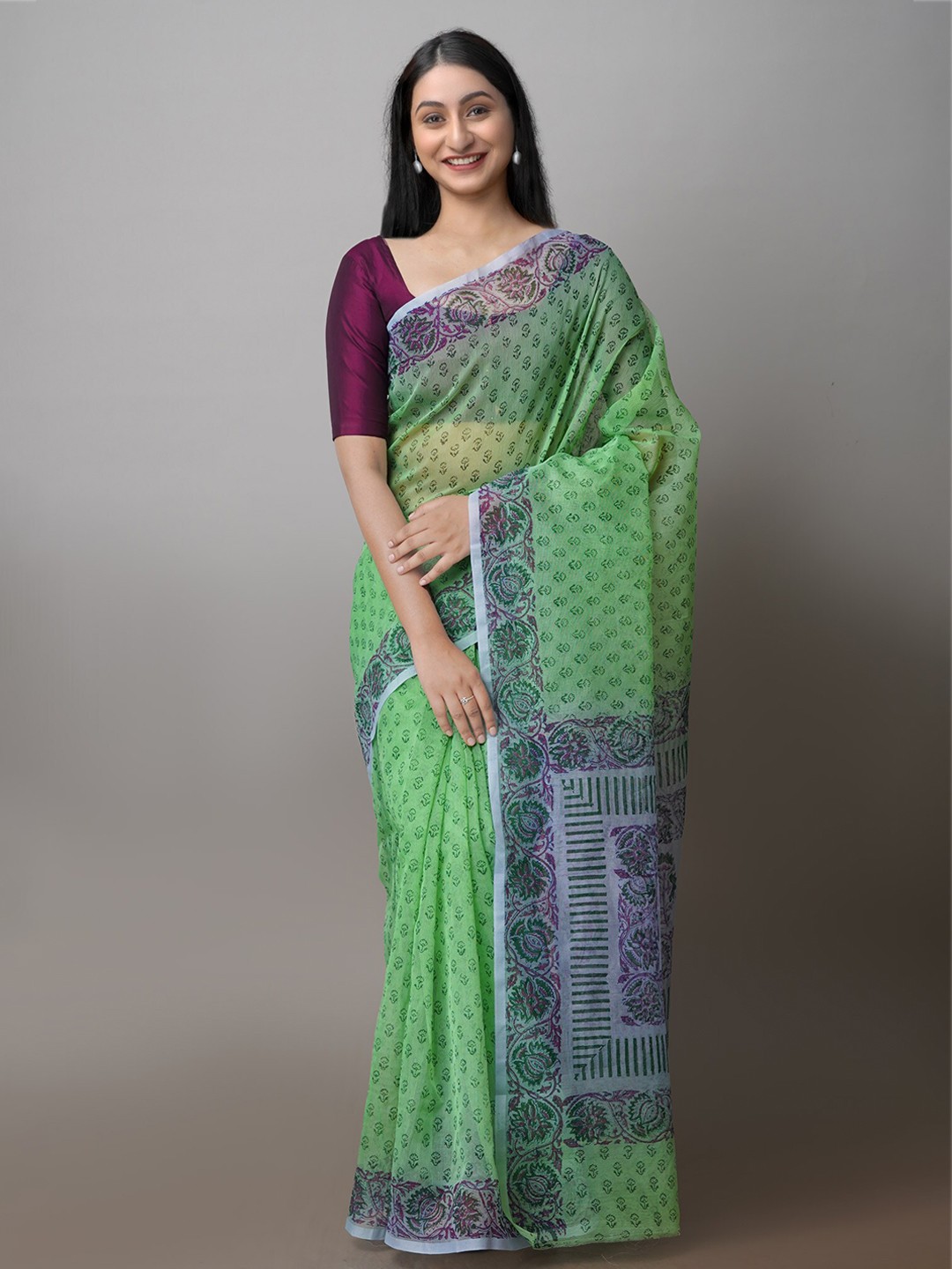 

Unnati Silks Ethnic Motifs Supernet Block Print Saree, Green