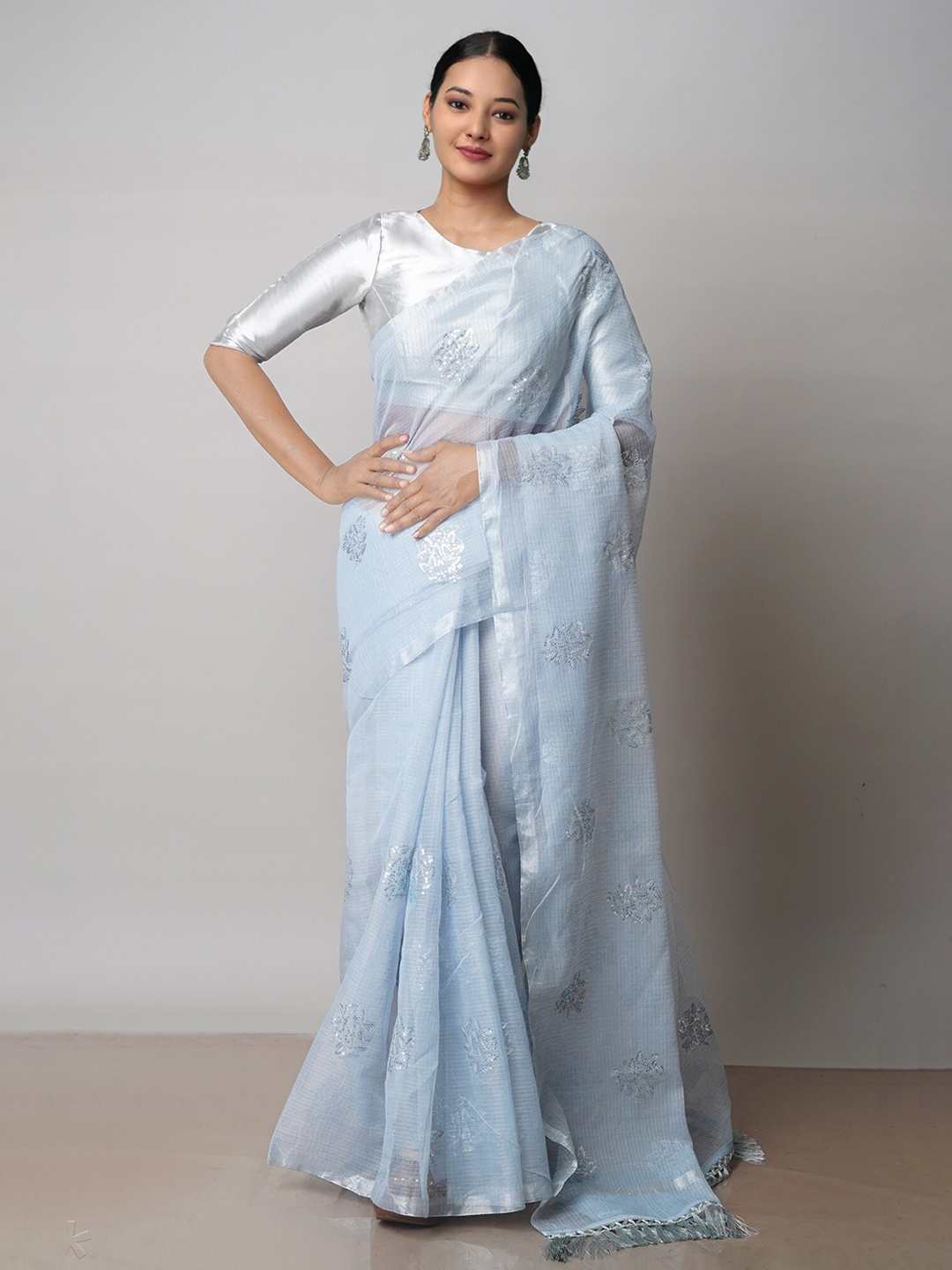 

Unnati Silks Floral Embroidered Pure Cotton Kota Saree, Grey