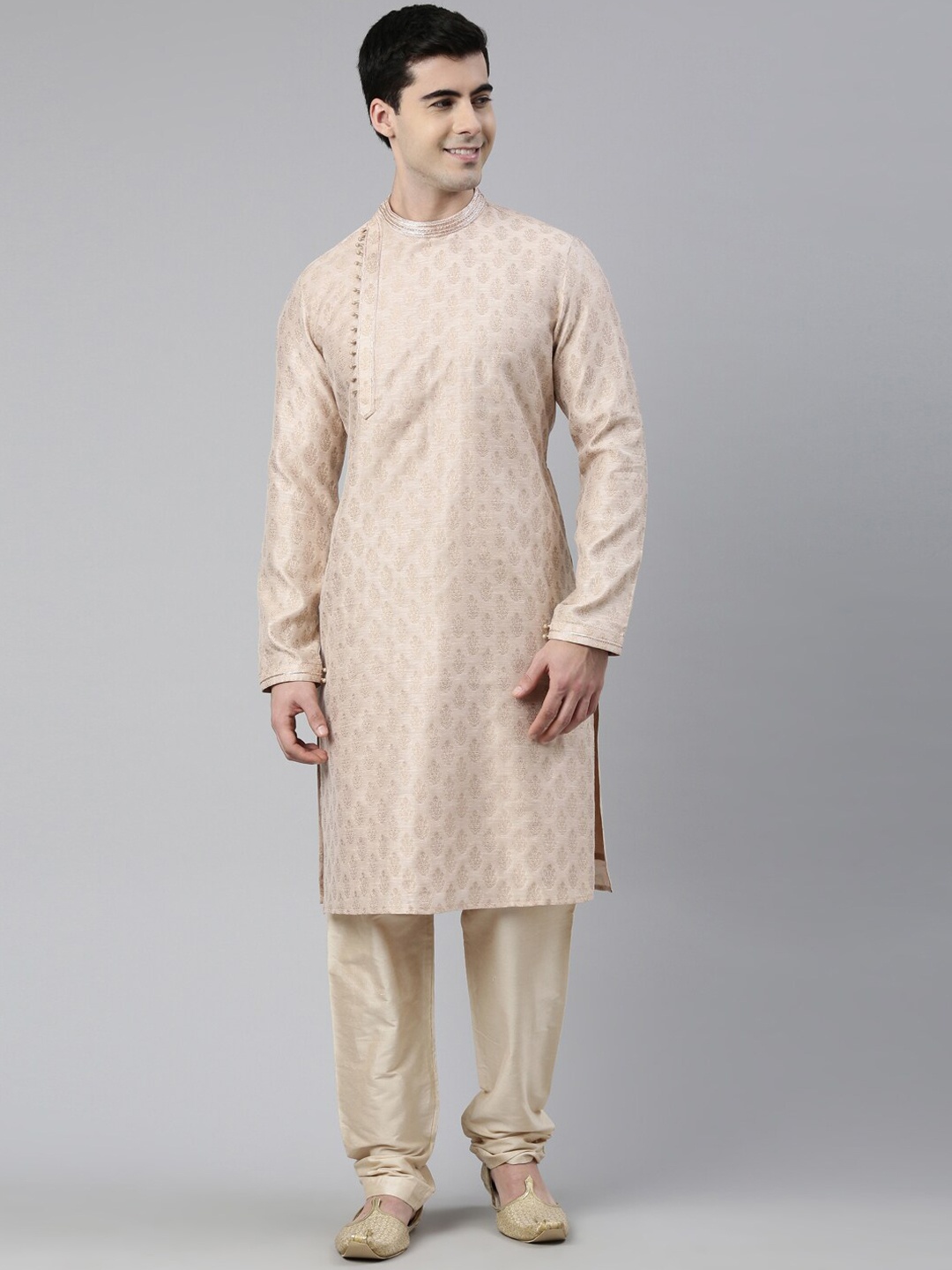 

TheEthnic.Co Floral Woven Design Kurta With Churidar, Pink