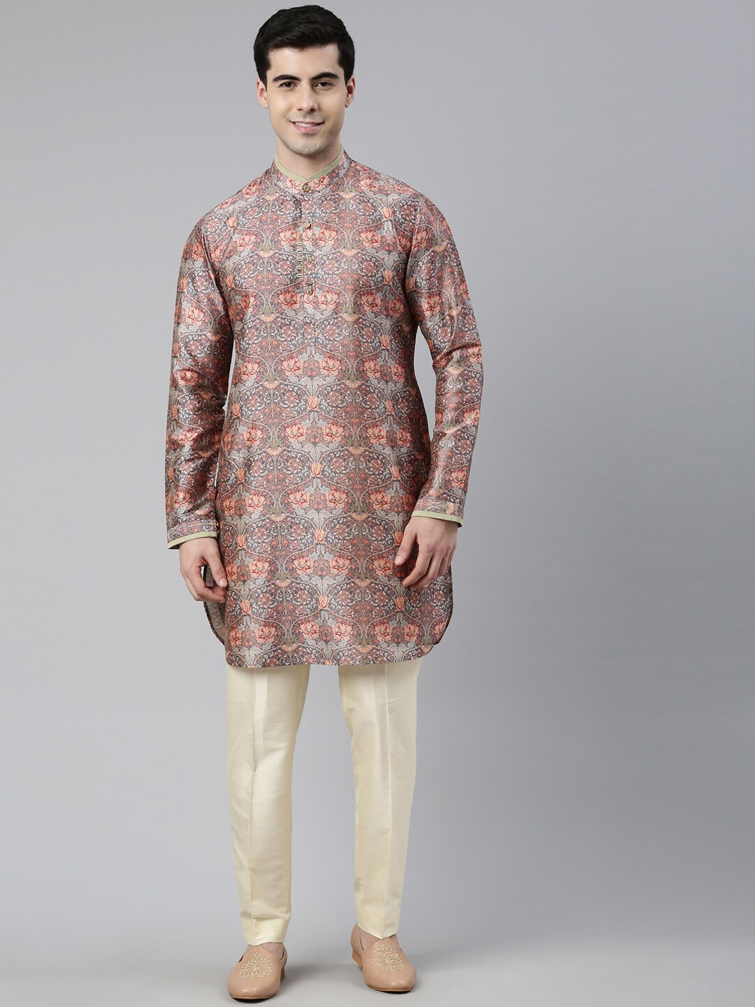 

TheEthnic.Co Ethnic Motifs Printed Kurta with Trousers, Grey