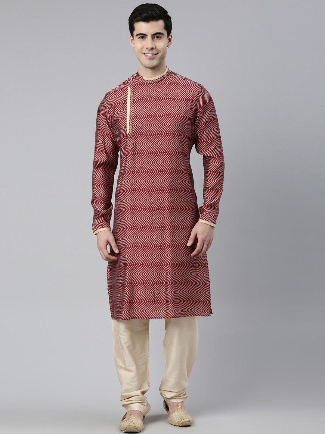 

TheEthnic.Co Chevron Printed Angrakha Kurta with Churidar, Maroon