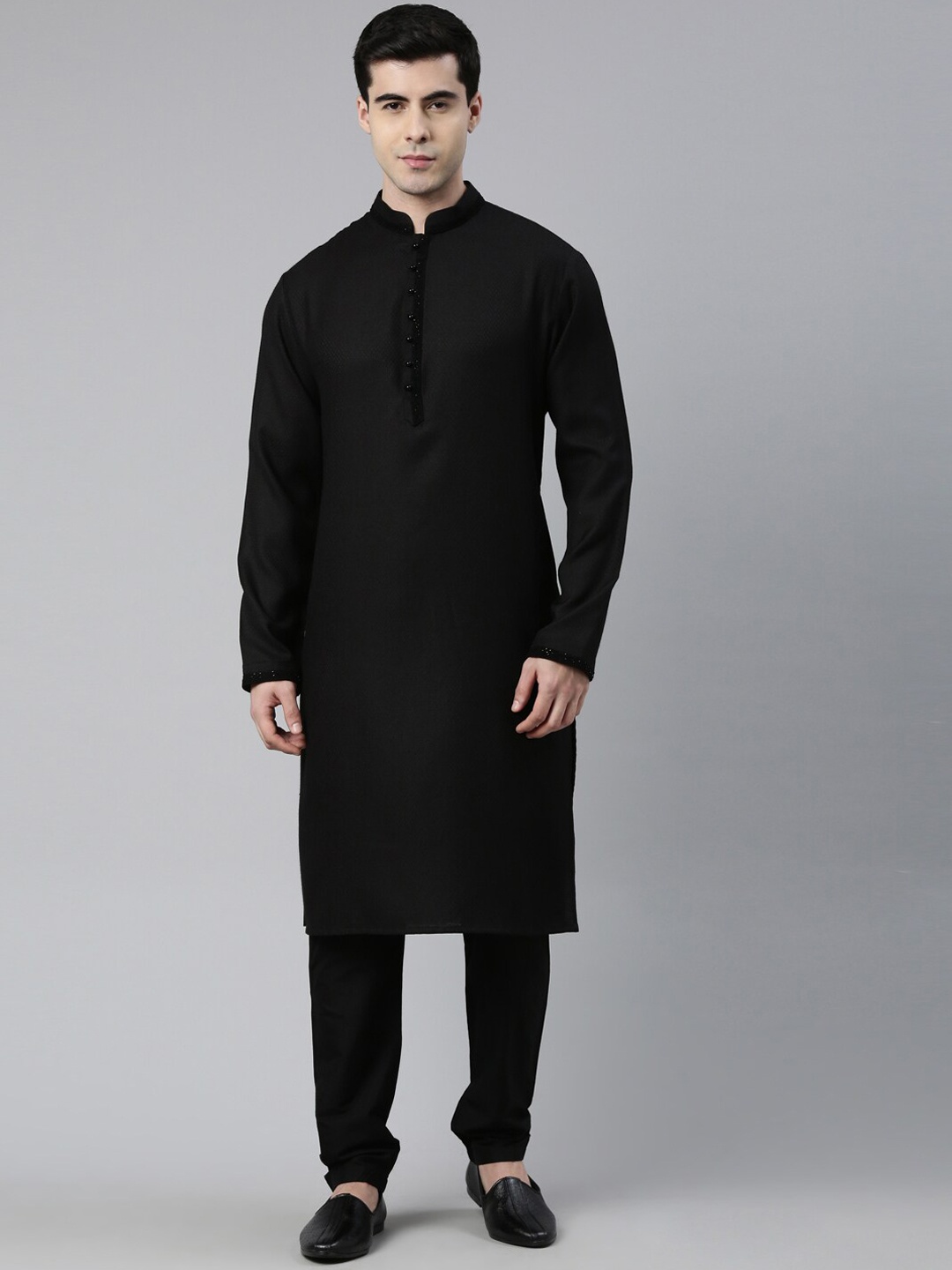 

TheEthnic.Co Geometric Woven Design Pure Cotton Kurta With Trousers, Black