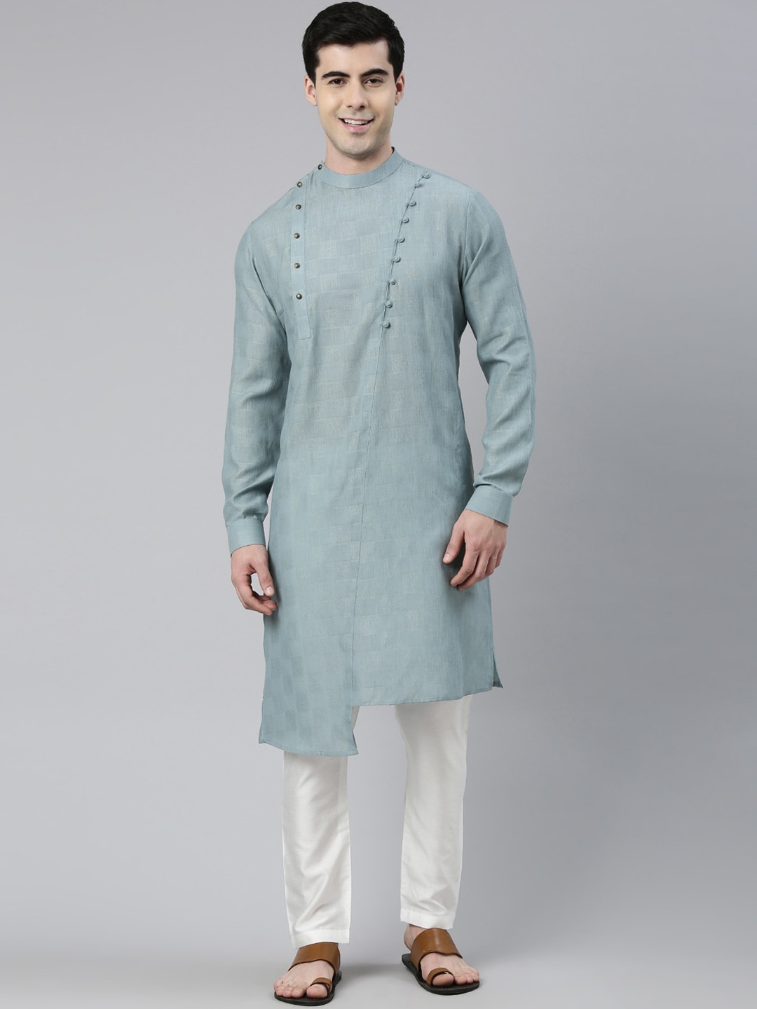 

TheEthnic.Co Band Collar Asymmeteric Pure Cotton Kurta with Pyjamas, Blue