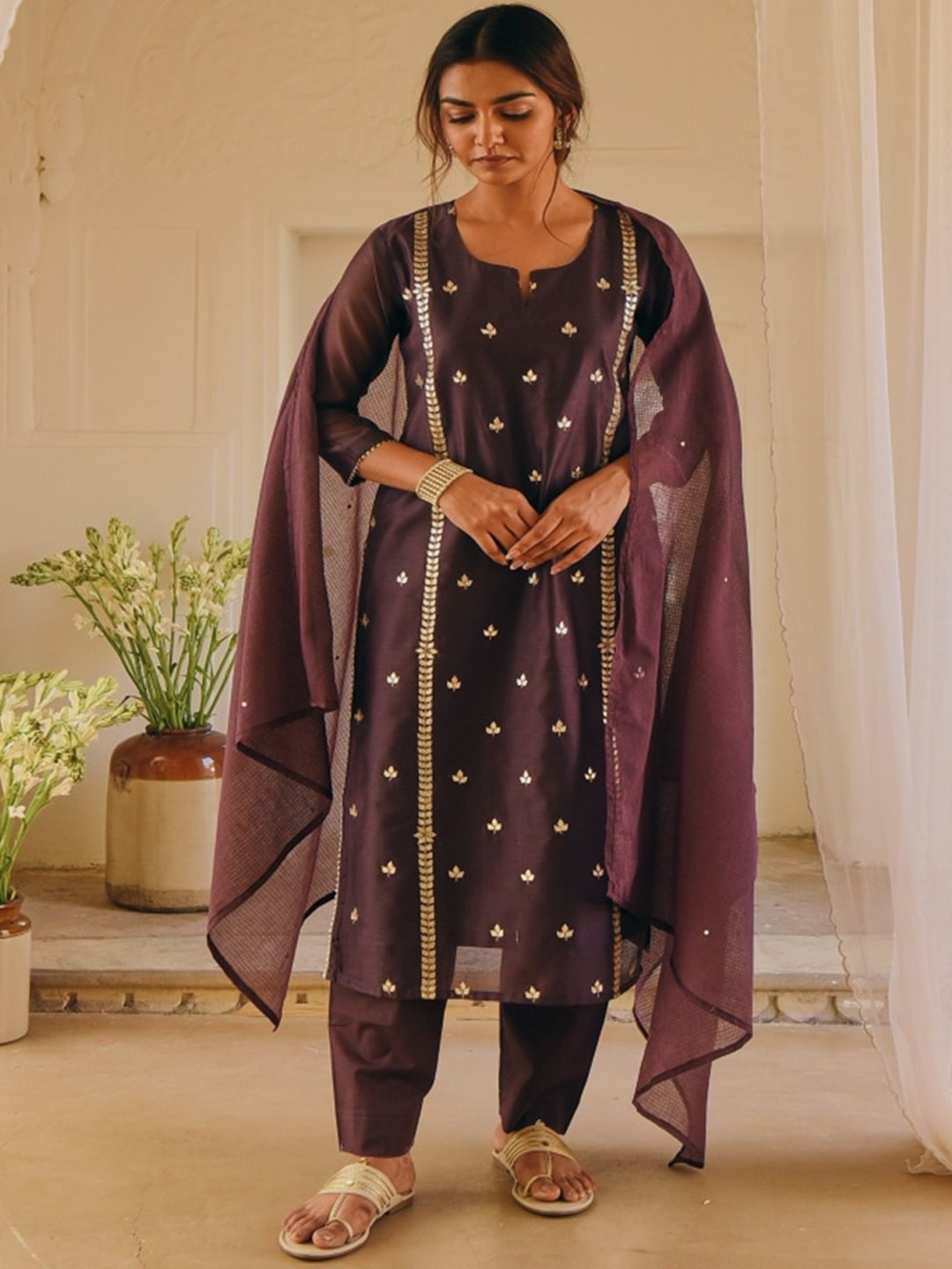 

KARAJ JAIPUR Ethnic Motifs Embroidered Gotta Patti Kurta With Trousers & Dupatta, Purple