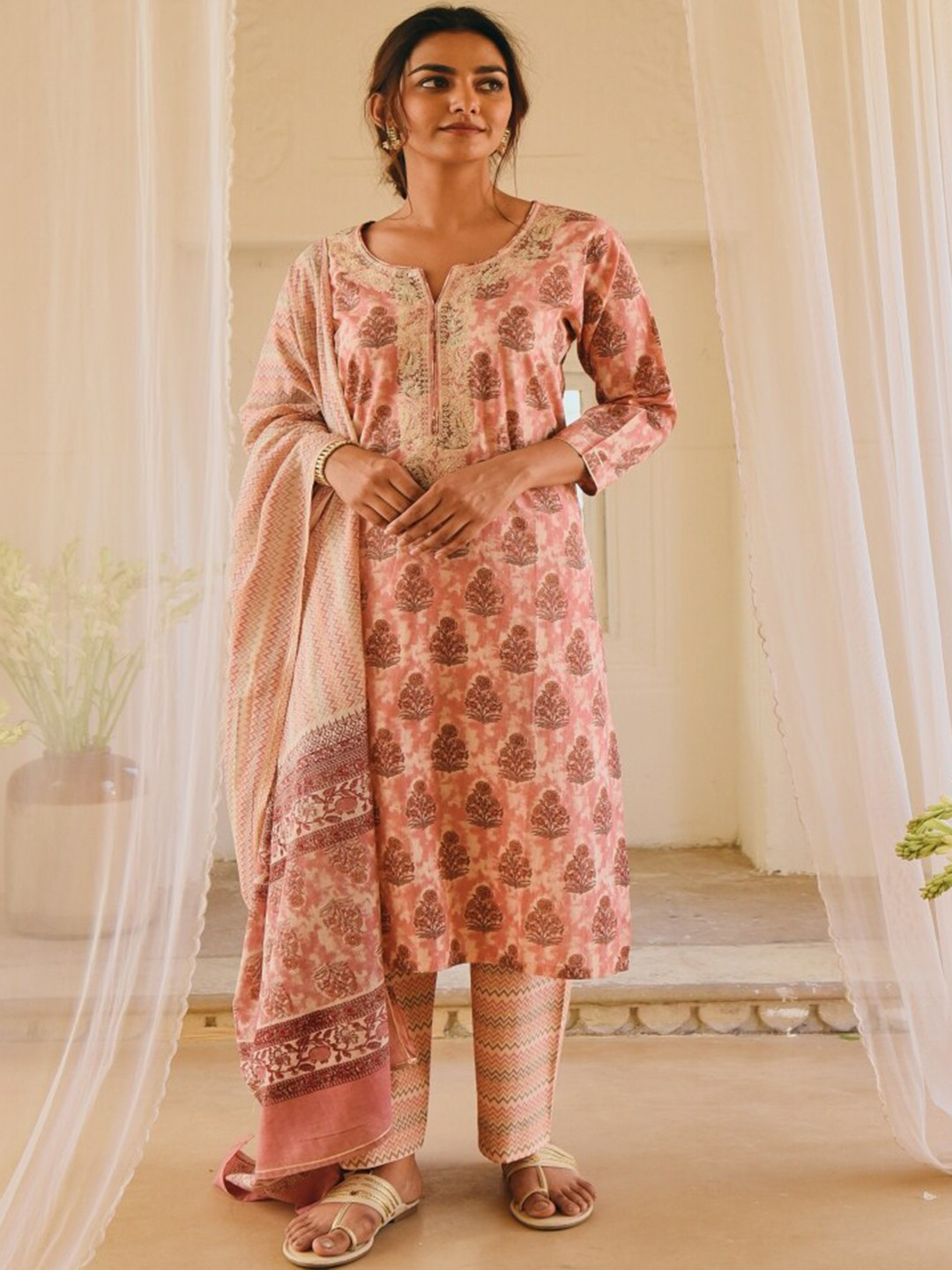 

KARAJ JAIPUR Floral Printed Thread Work Pure Cotton Kurta with Trousers & Dupatta, Cream