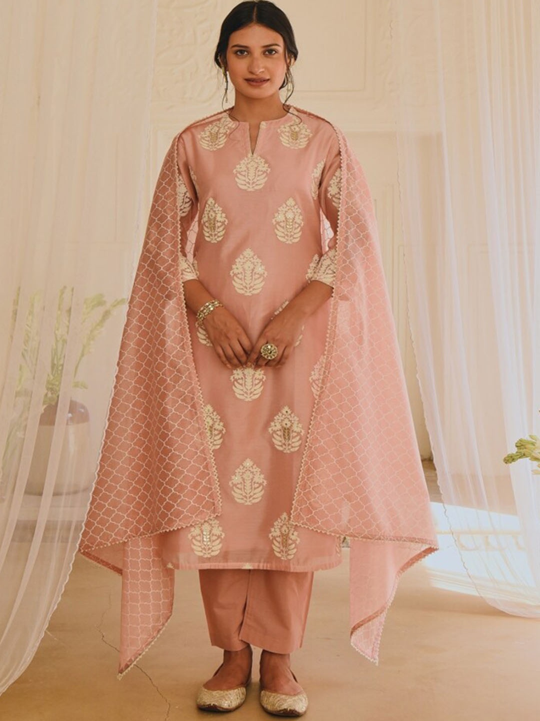 

KARAJ JAIPUR Floral Embroidered Gotta Patti Kurta with Trousers & Dupatta, Pink