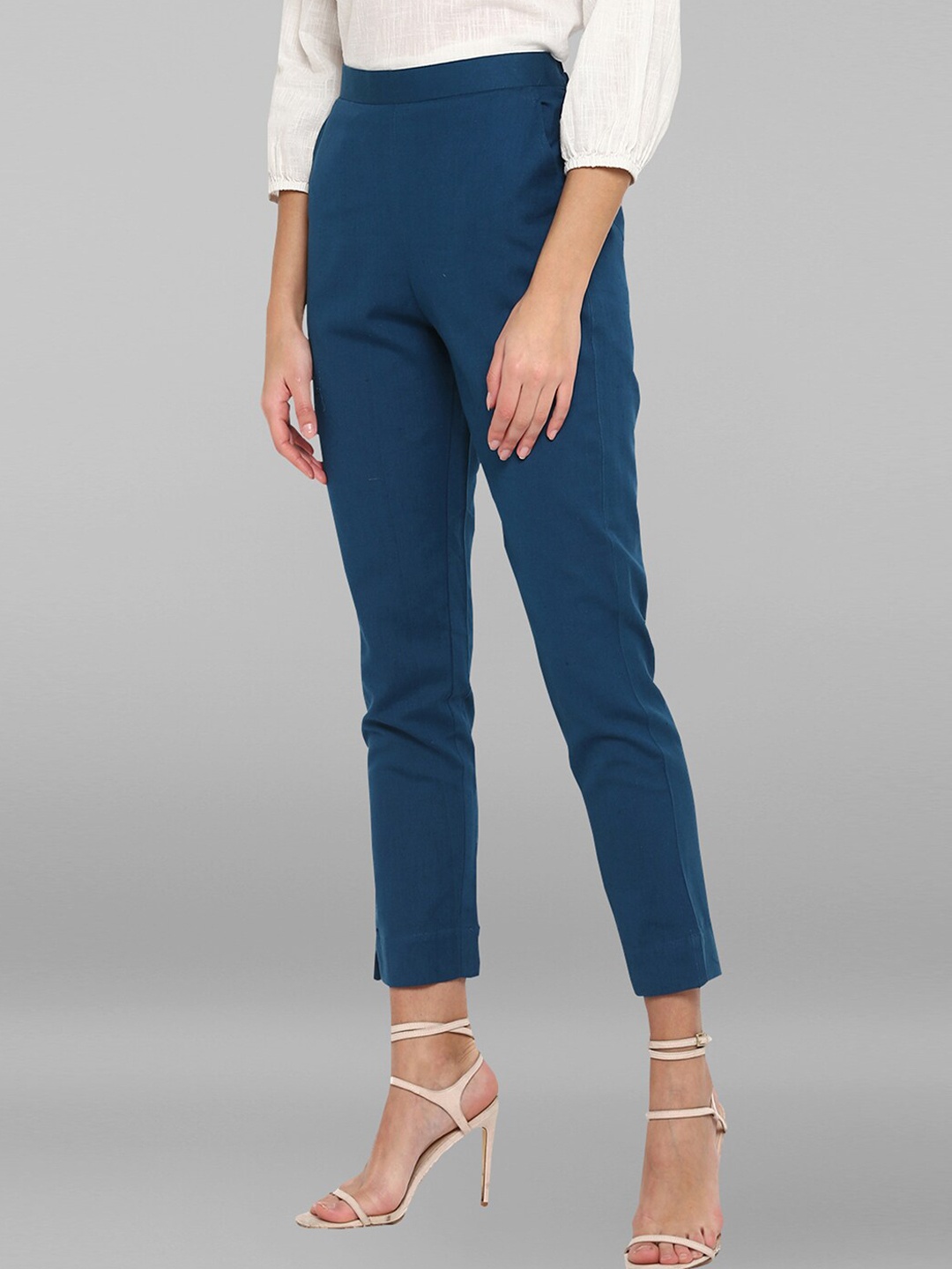 

Janasya Women Teal Blue Mid-Rise Plain Cropped Cotton Cigarette Trousers