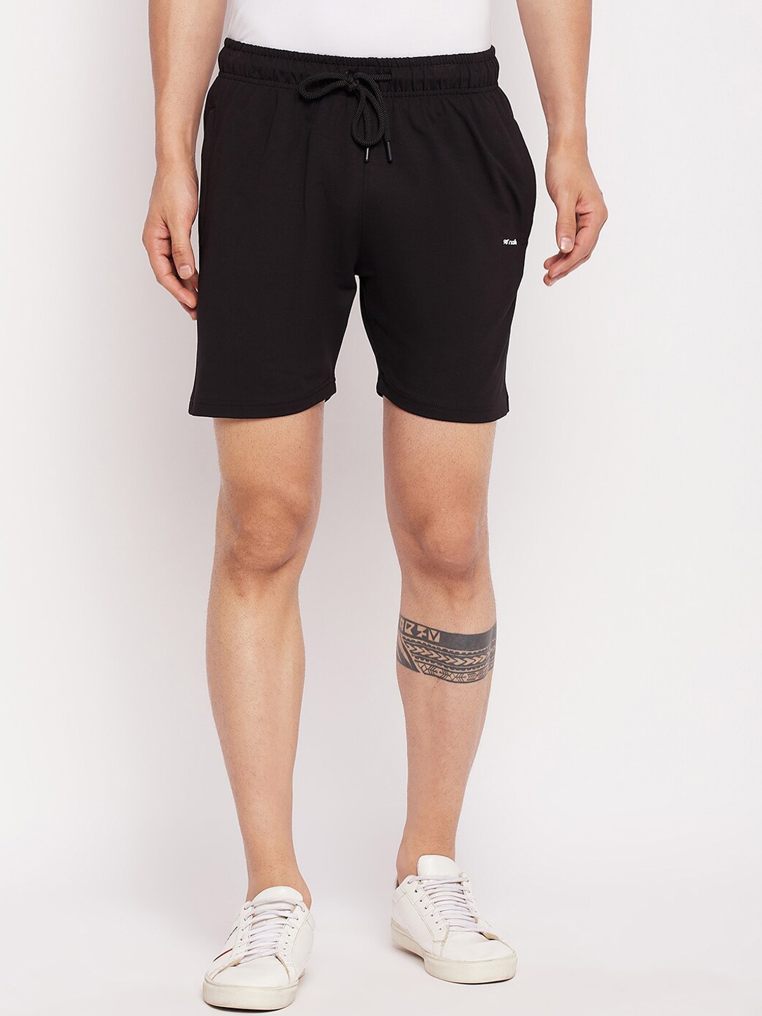 

98 Degree North Men Mid-Rise Pure Cotton Shorts, Black