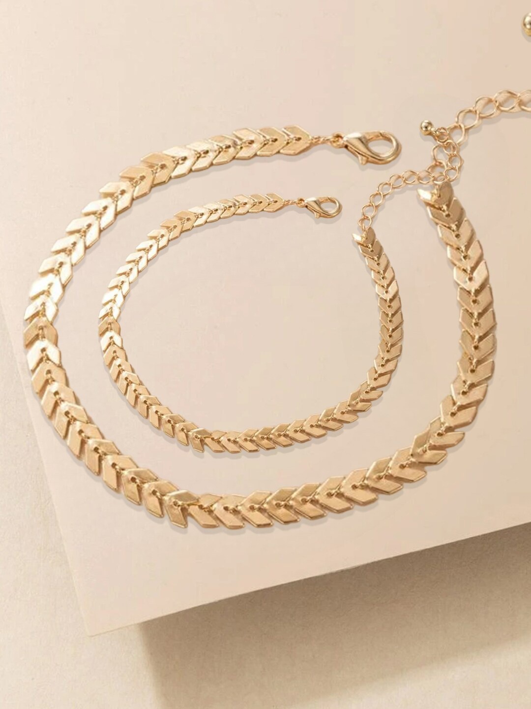 

OOMPH Fishbone Chain Choker Necklace & Anklet, Gold