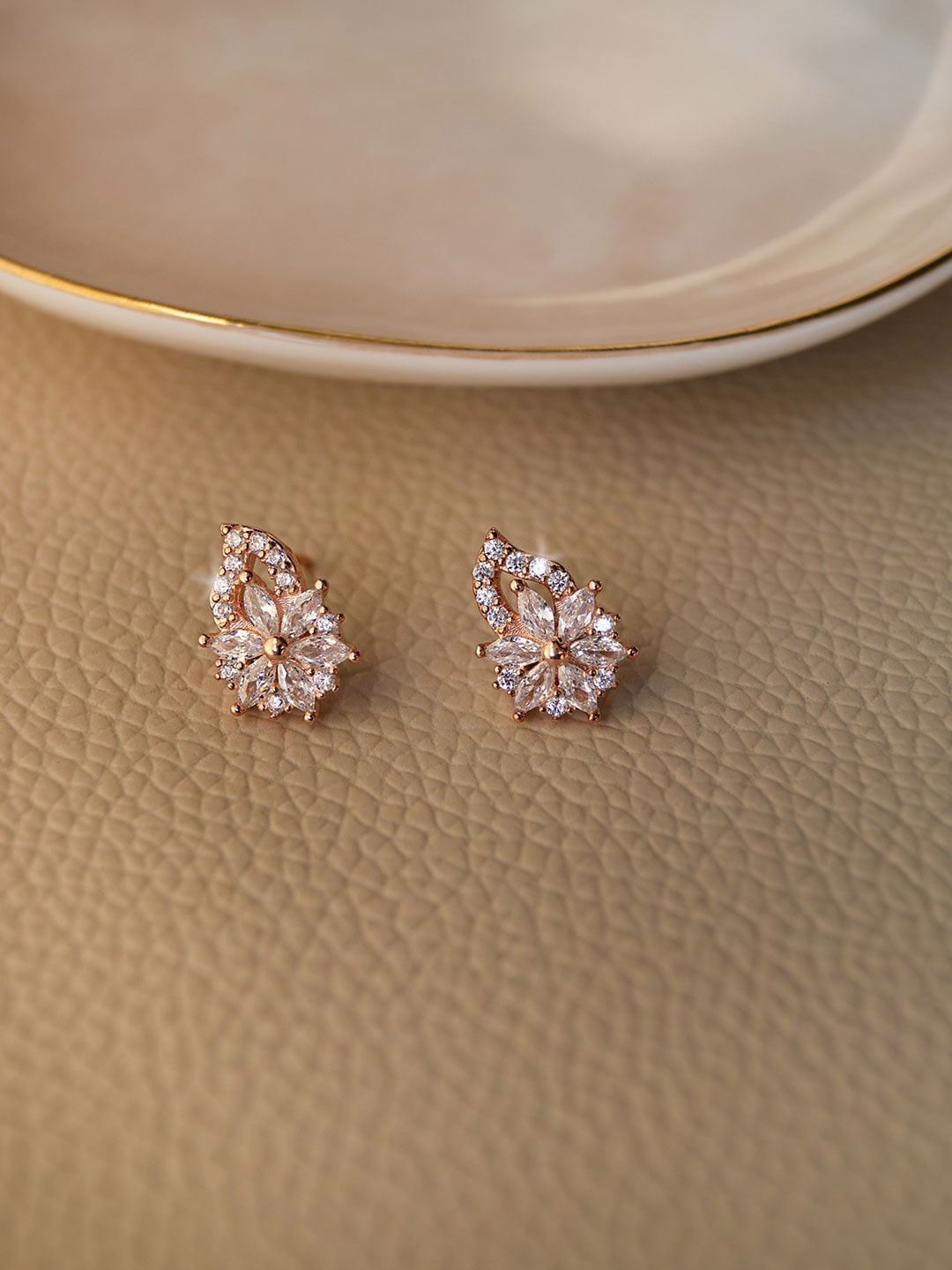 

MANNASH Rose Gold Plated Floral Studs Earrings