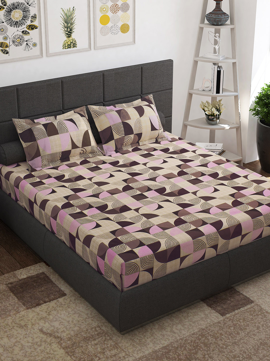 

Story@home Ventura Brown Pink Geometric 144 TC Queen Bedsheet With 2 Pillow Covers