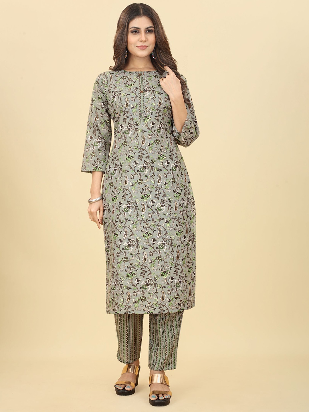 

KALINI Floral Printed Thread Work Kurta with Trousers, Green
