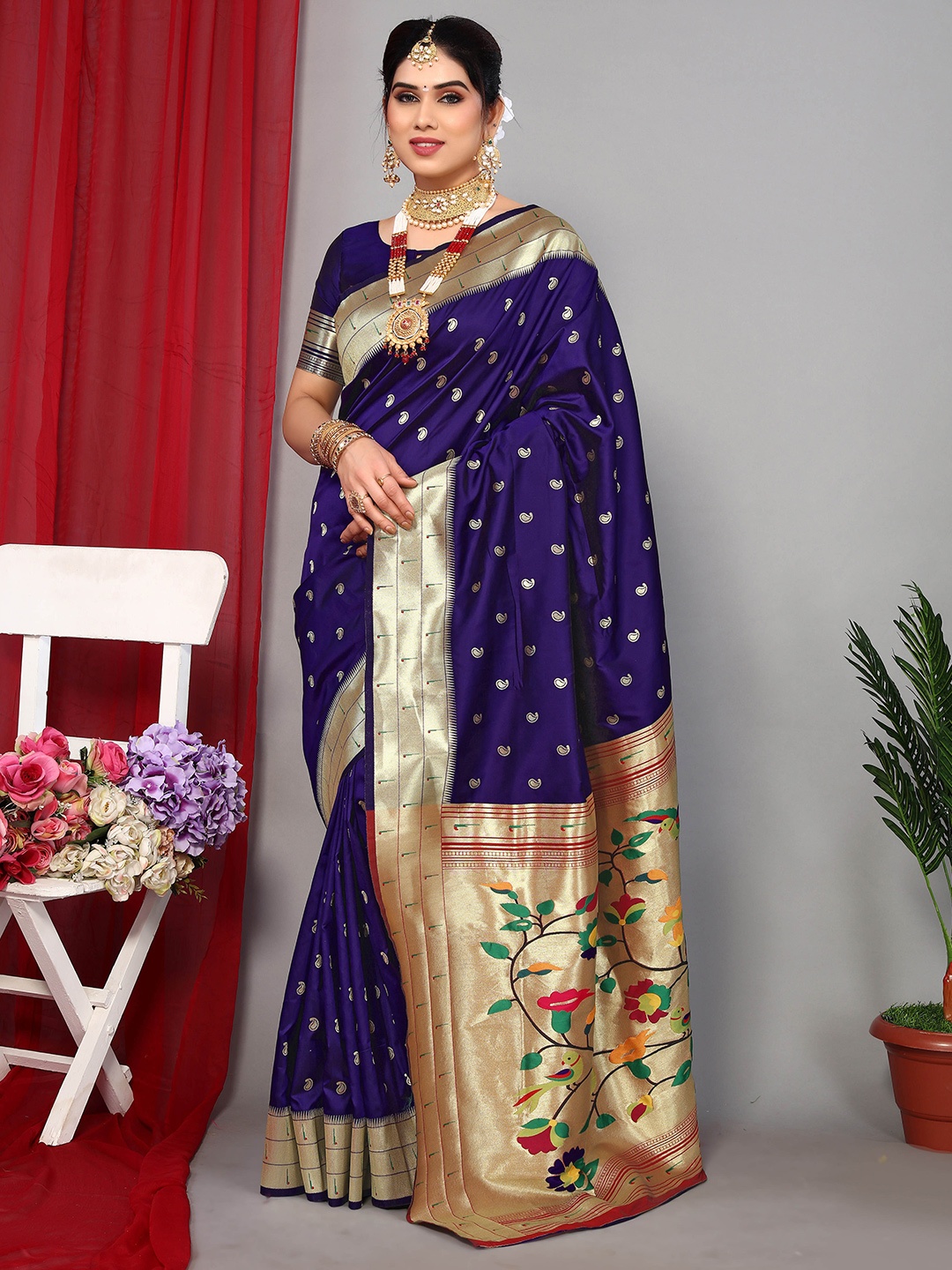 

Ekta Textiles Woven Design Zari Pure Silk Banarasi Saree, Navy blue