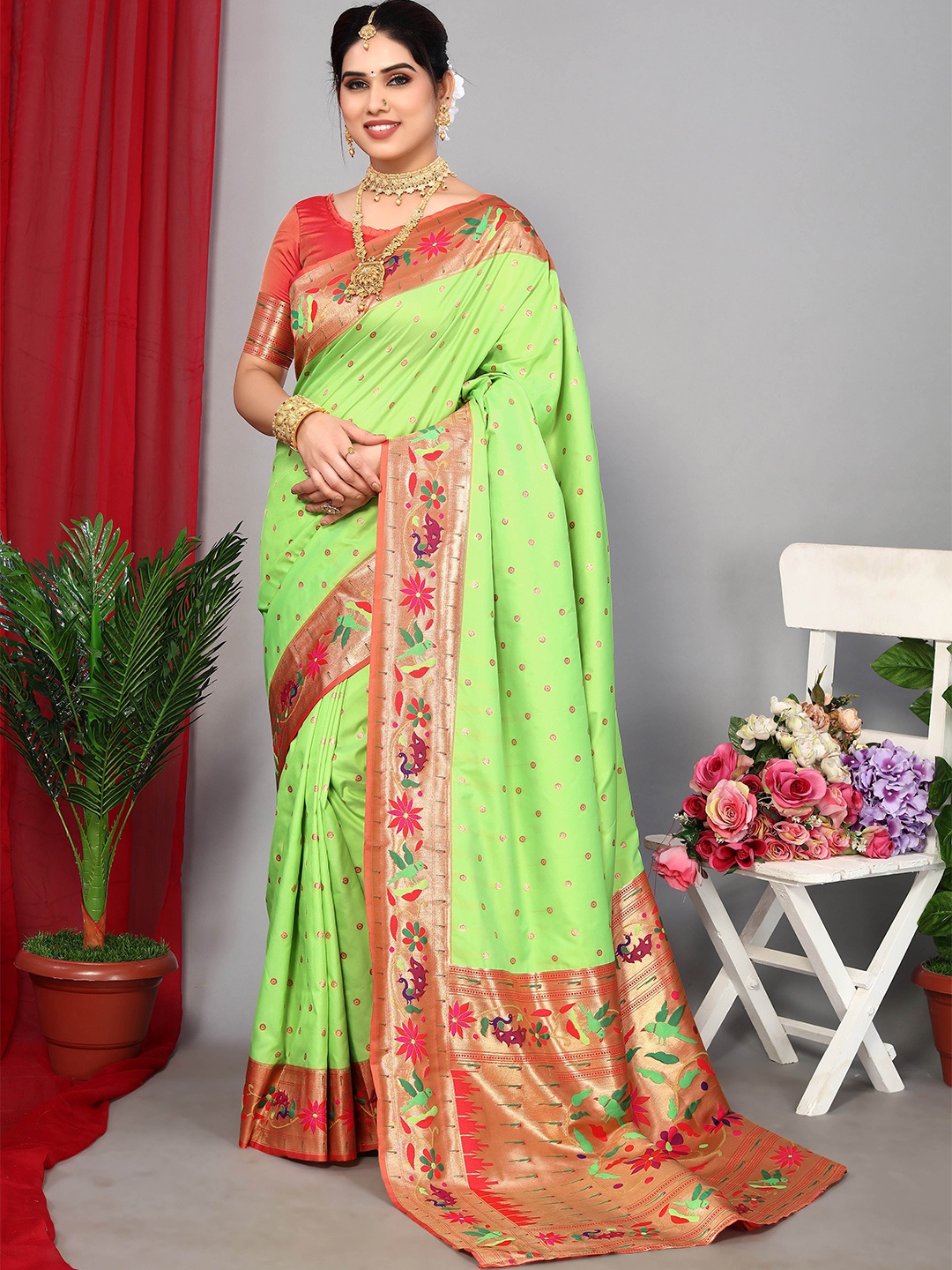 

Ekta Textiles Woven Design Zari Pure Silk Designer Banarasi Saree, Green