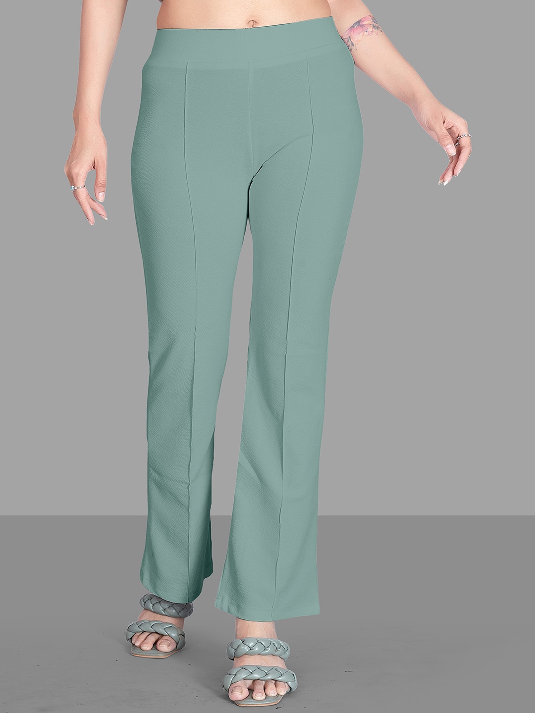 

Wuxi Women Relaxed Straight Leg High-Rise Easy Wash Pleated Trousers, Sea green