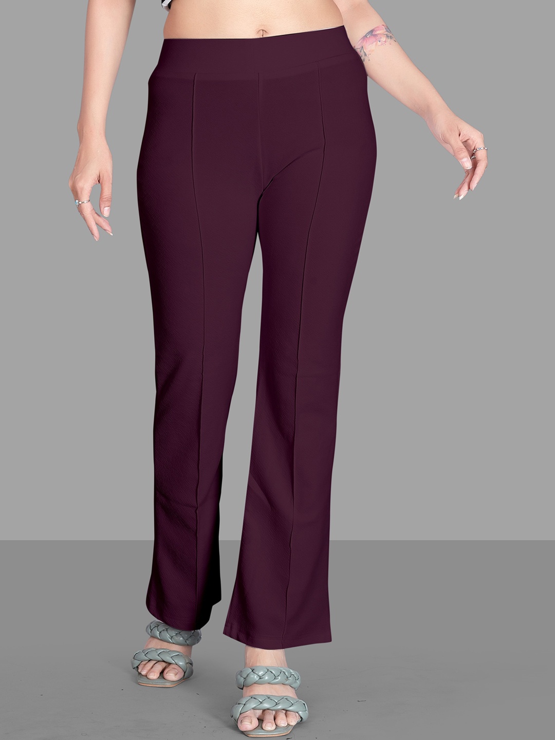 

Wuxi Women High-Rise Mid-Rise Relaxed Leg Fit Easy Wash Trousers, Purple